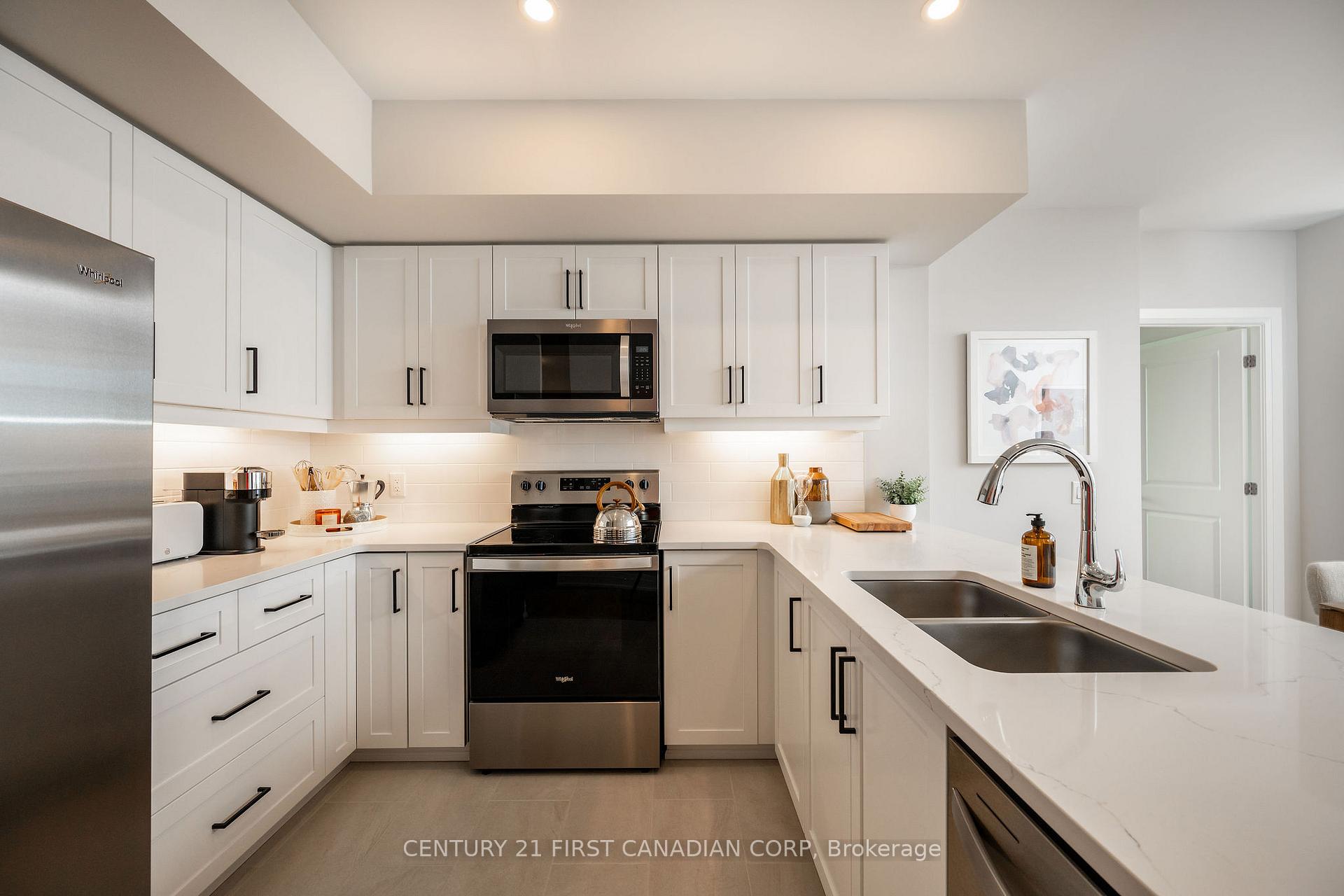 Photo 14 of Unit 1303, 4286 King Street, Kitchener — HOMEH