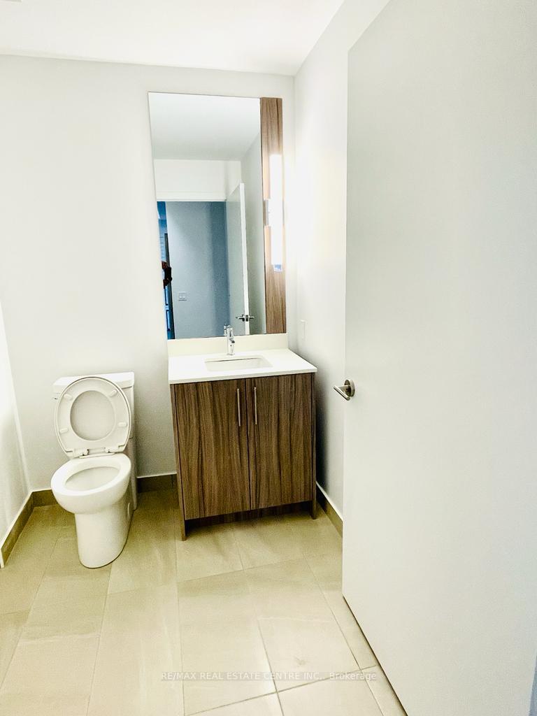 Photo 3 of Unit 404, 225 Veterans Drive, Brampton, Northwest Brampton — HOMEH