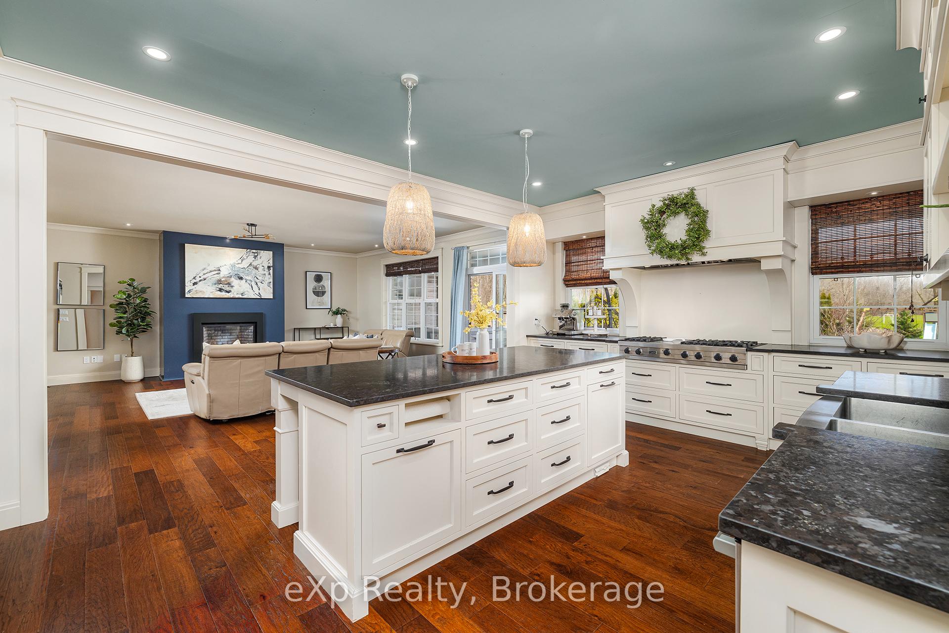 Photo 8 of 880 Wood Drive, North Perth, Listowel — HOMEH