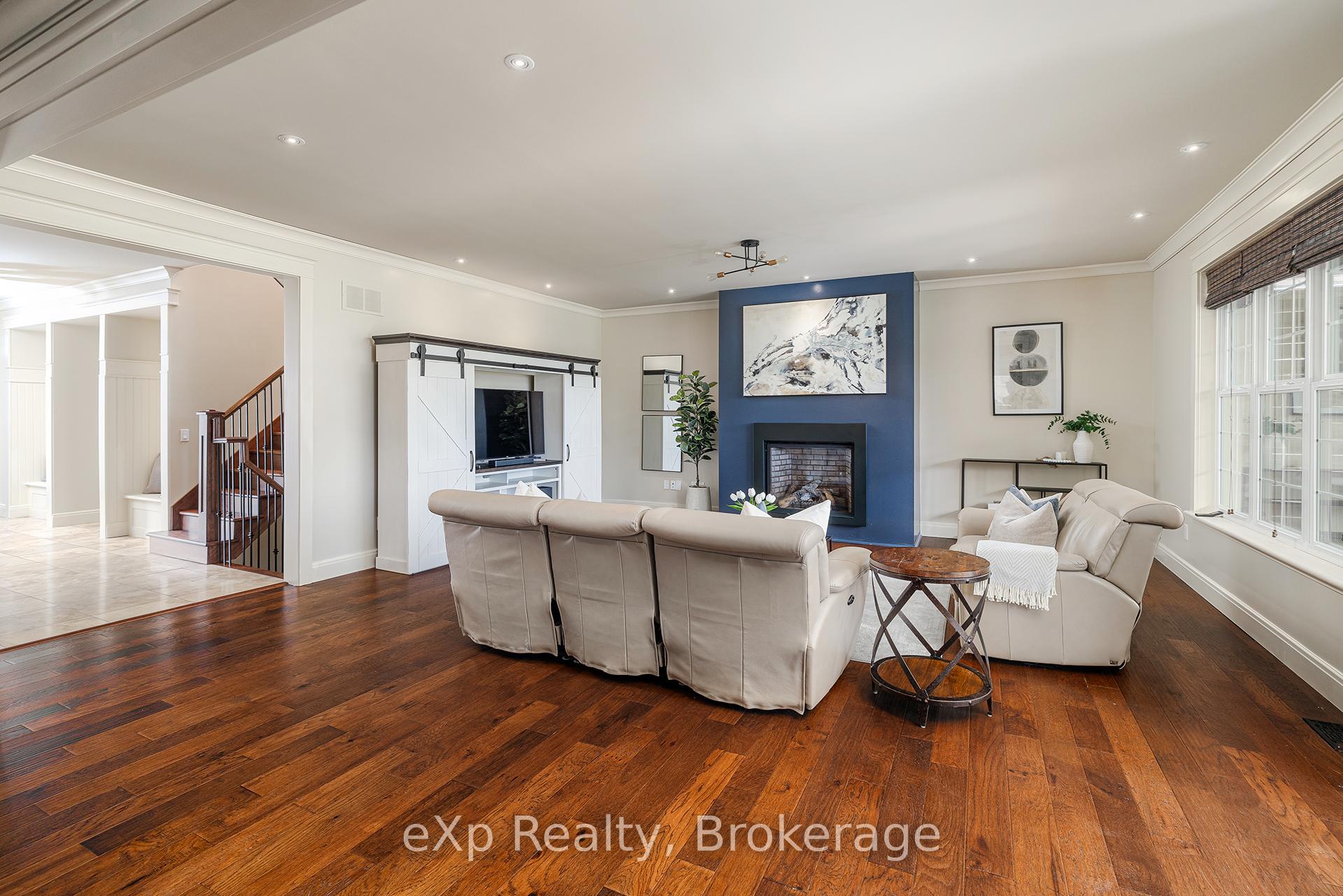 Photo 11 of 880 Wood Drive, North Perth, Listowel — HOMEH