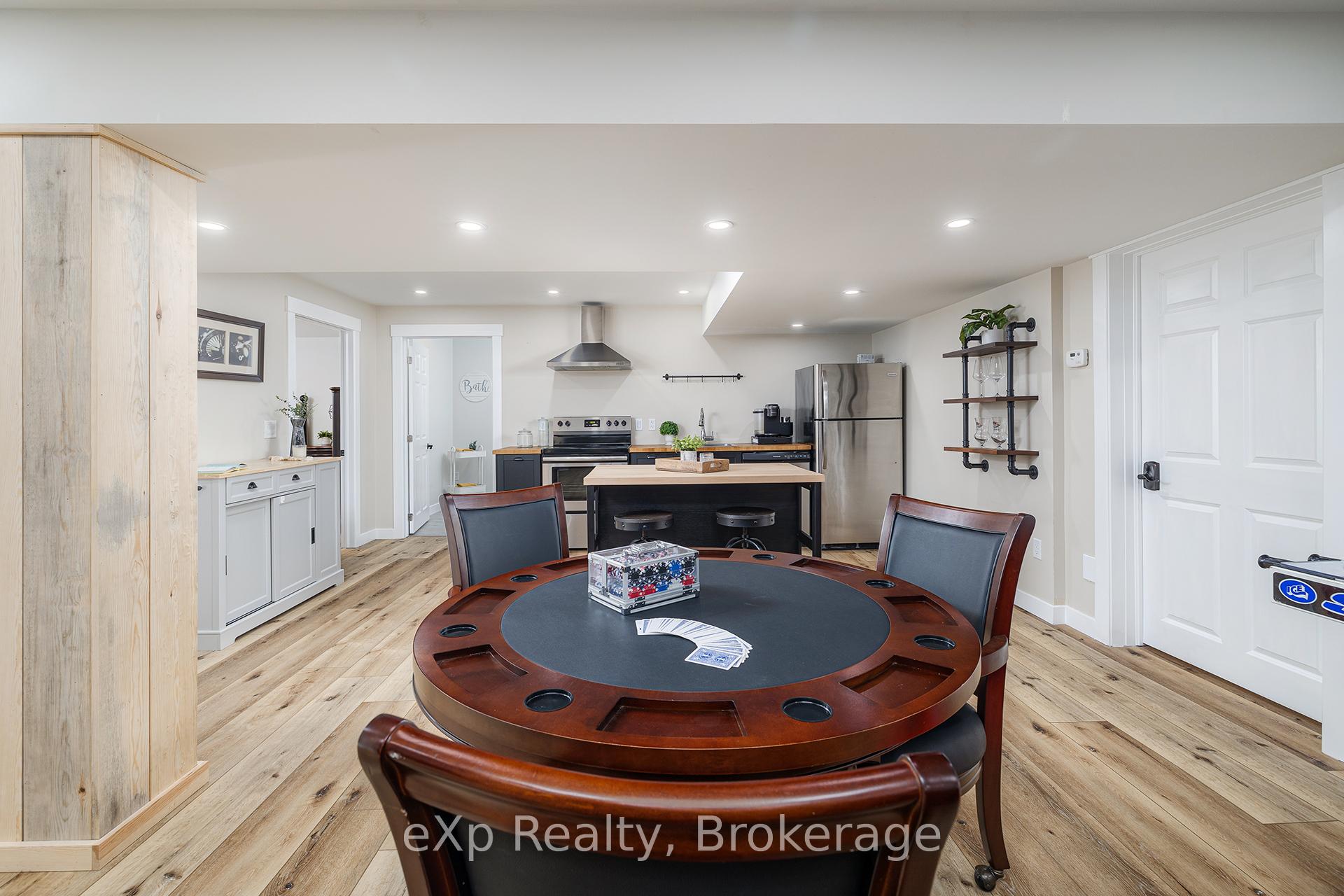 Photo 33 of 880 Wood Drive, North Perth, Listowel — HOMEH