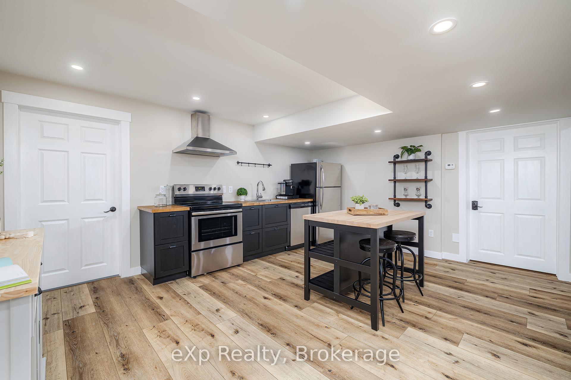 Photo 34 of 880 Wood Drive, North Perth, Listowel — HOMEH