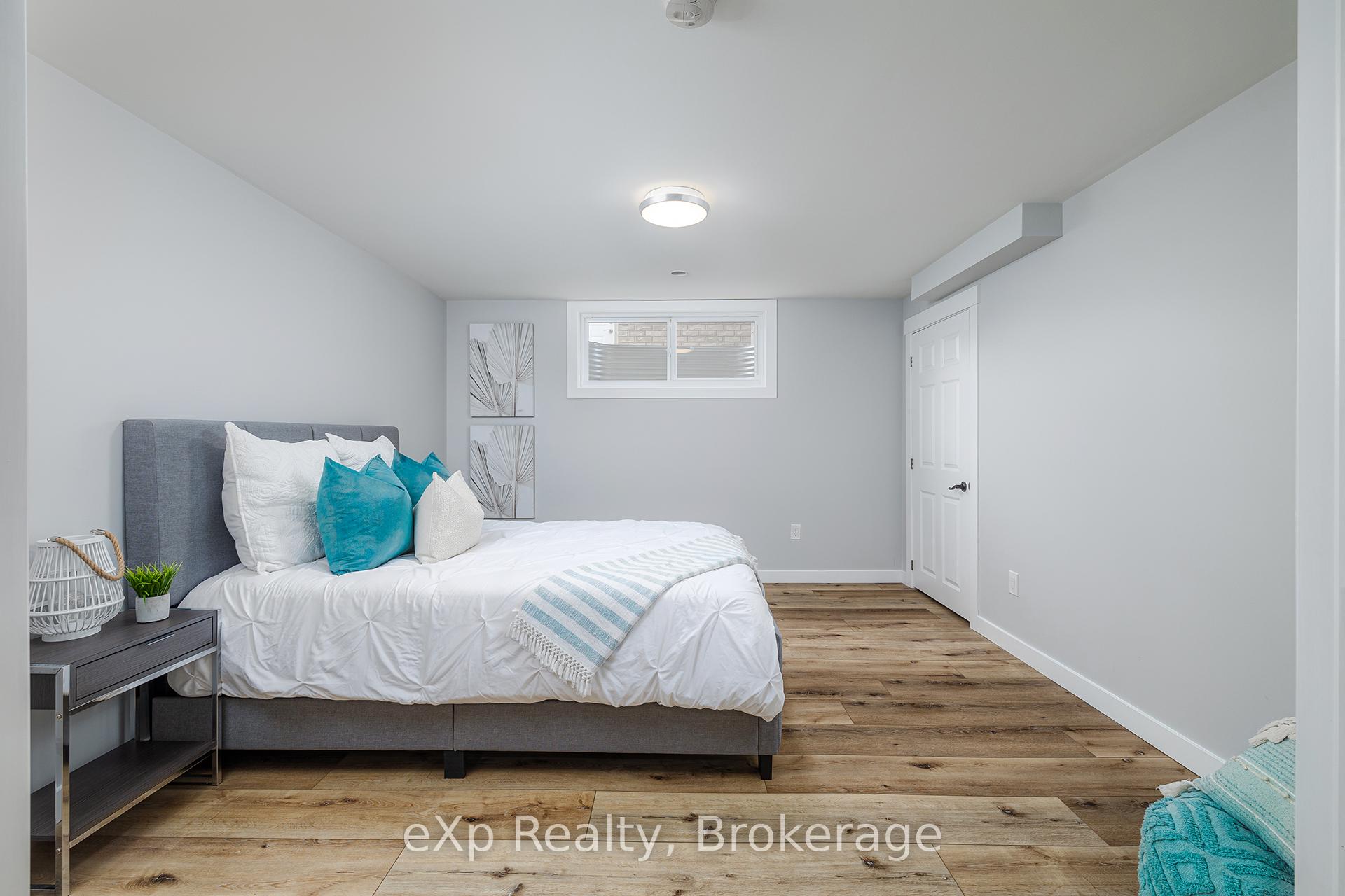 Photo 38 of 880 Wood Drive, North Perth, Listowel — HOMEH