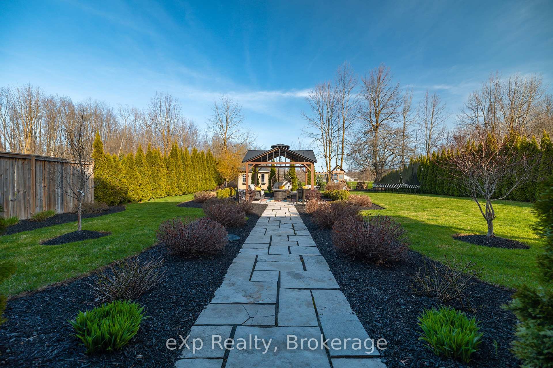 Photo 44 of 880 Wood Drive, North Perth, Listowel — HOMEH