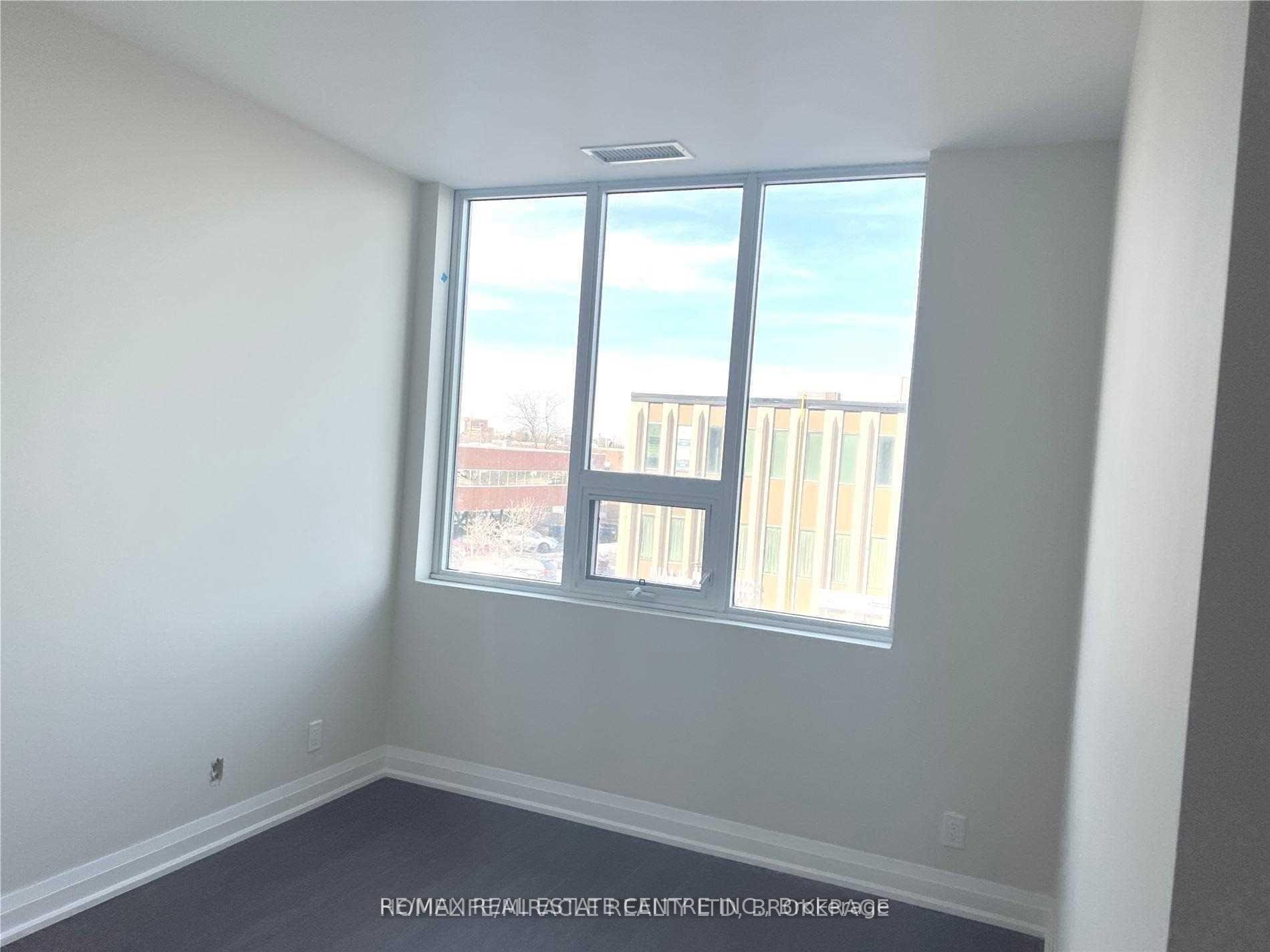 Photo 10 of Unit 302, 15 Lynch Street, Brampton, Queen Street Corridor — HOMEH