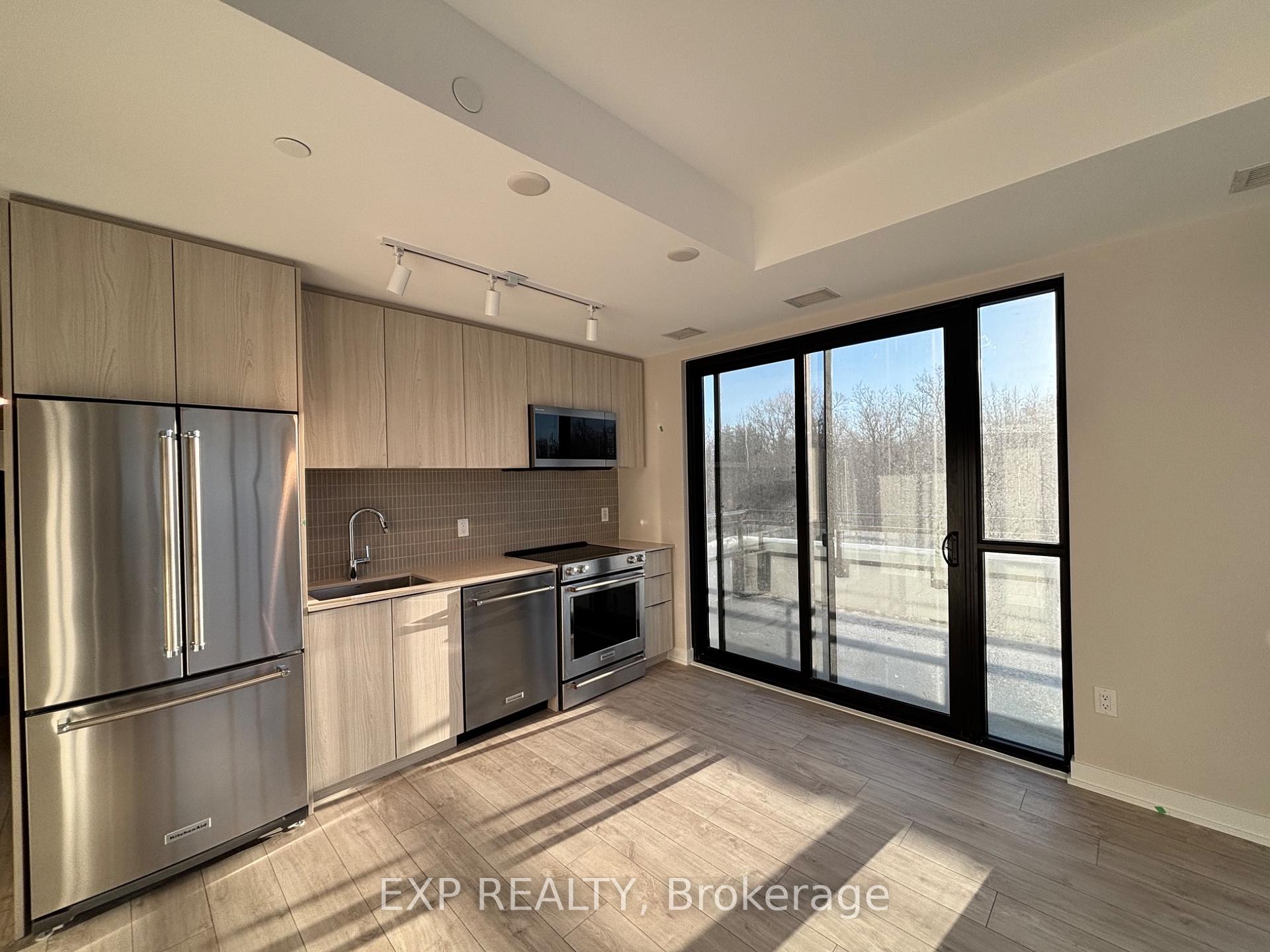 Photo 4 of Unit 302, 750 Whitlock Avenue, Milton, Cobban — HOMEH