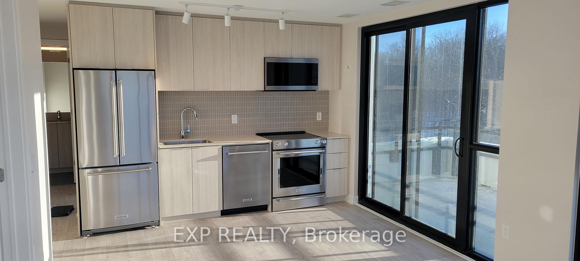 Photo 6 of Unit 302, 750 Whitlock Avenue, Milton, Cobban — HOMEH