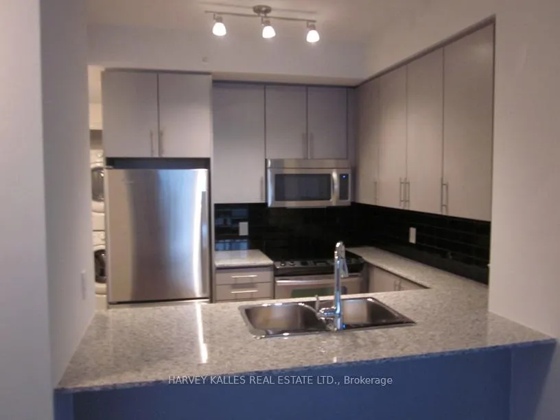 Photo 5 of Unit 415, 60 Berwick Avenue, Toronto, Yonge-Eglinton — HOMEH