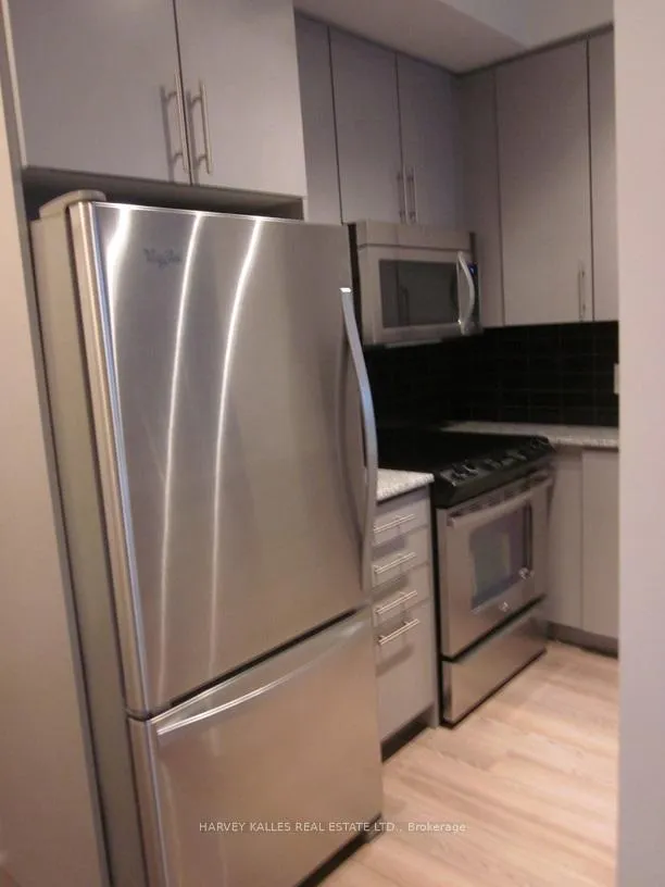 Photo 6 of Unit 415, 60 Berwick Avenue, Toronto, Yonge-Eglinton — HOMEH