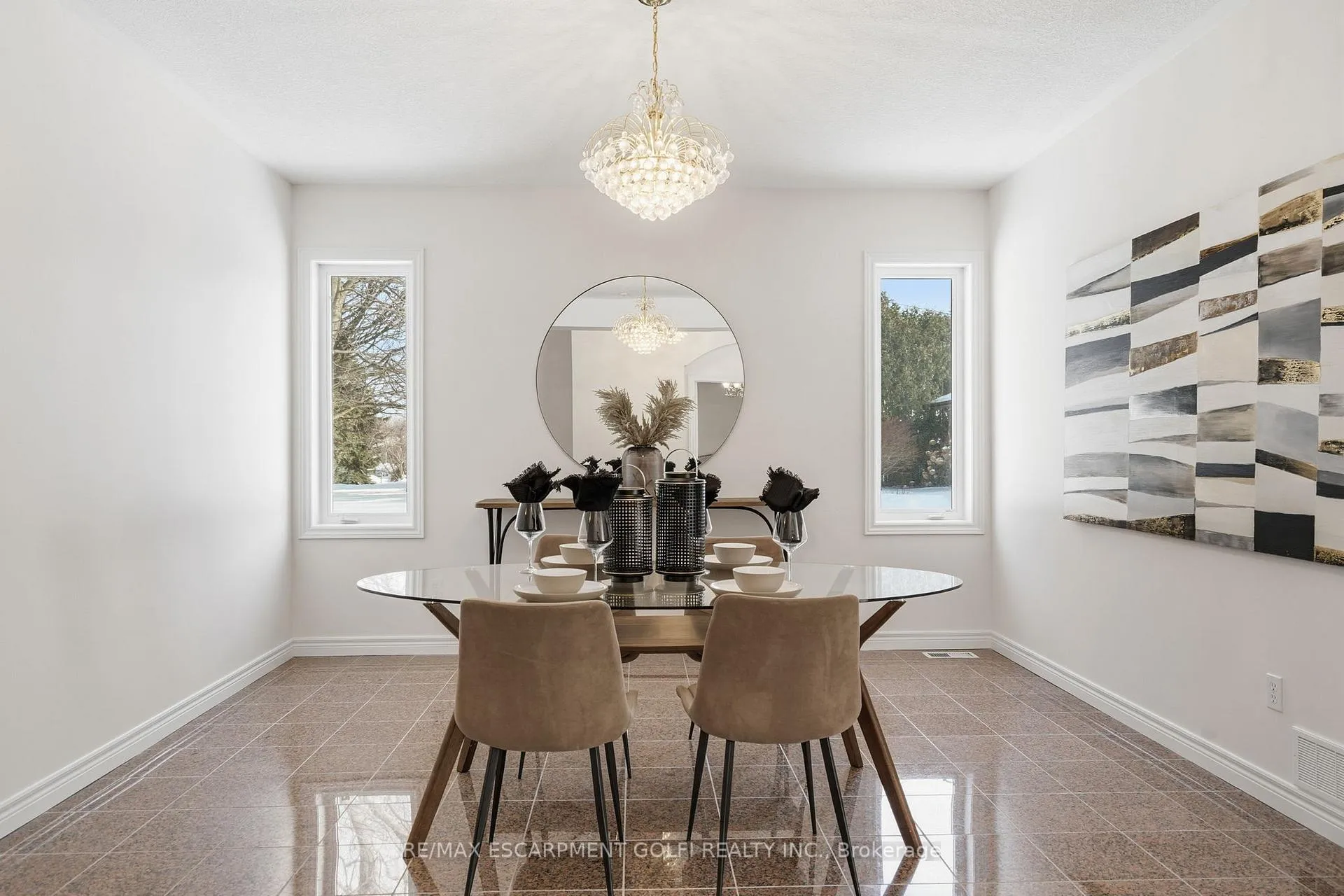 Photo 6 of 593 Rymal Road, Hamilton, Carpenter — HOMEH
