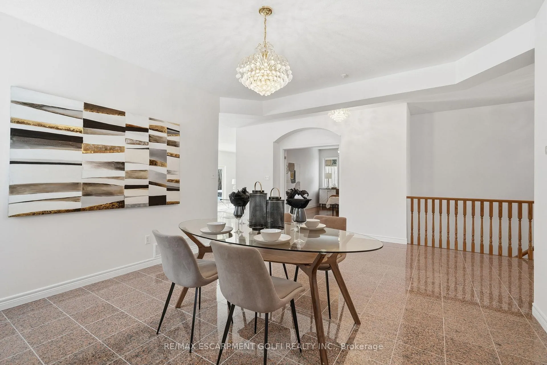 Photo 7 of 593 Rymal Road, Hamilton, Carpenter — HOMEH