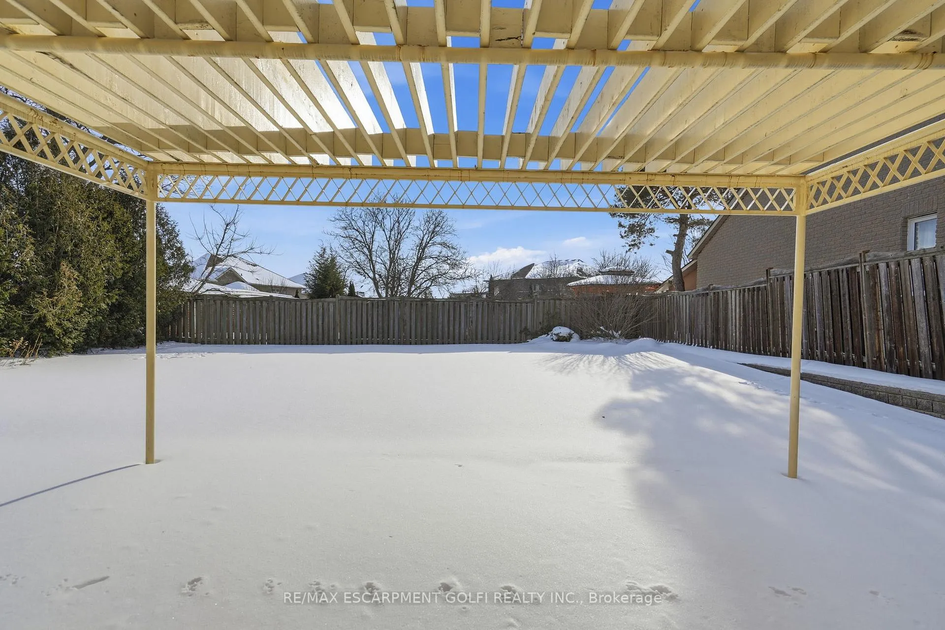 Photo 29 of 593 Rymal Road, Hamilton, Carpenter — HOMEH
