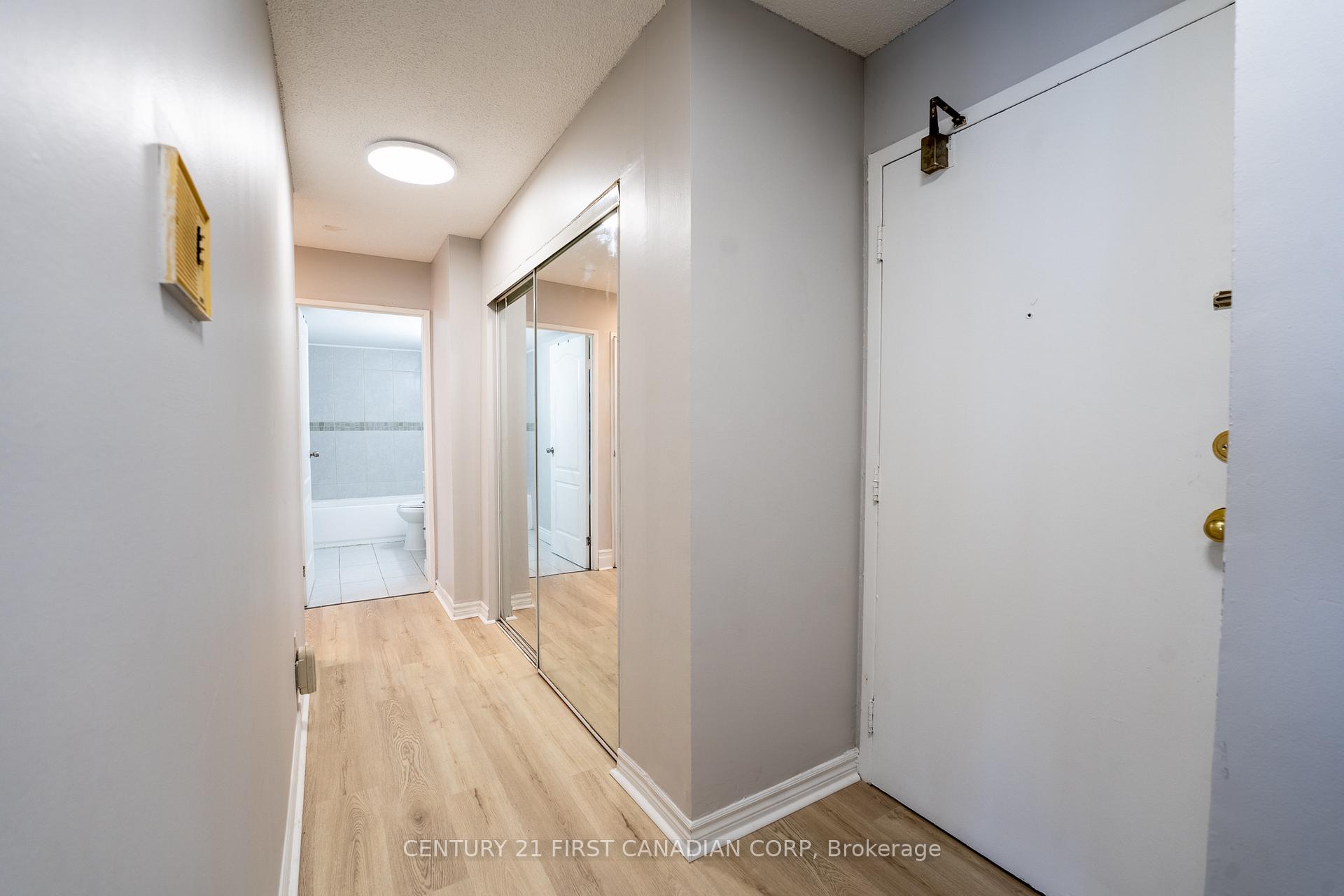 Photo 3 of Unit 1002, 1103 Jalna Boulevard, London, South X — HOMEH