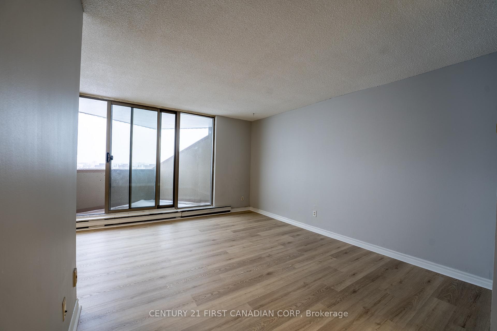 Photo 6 of Unit 1002, 1103 Jalna Boulevard, London, South X — HOMEH