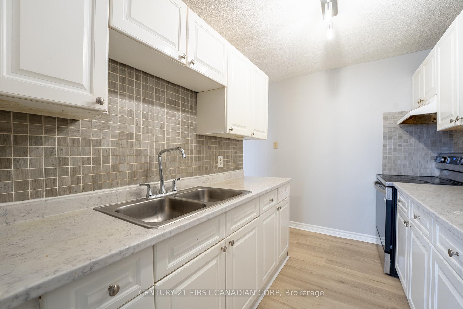 Photo 10 of Unit 1002, 1103 Jalna Boulevard, London, South X — HOMEH