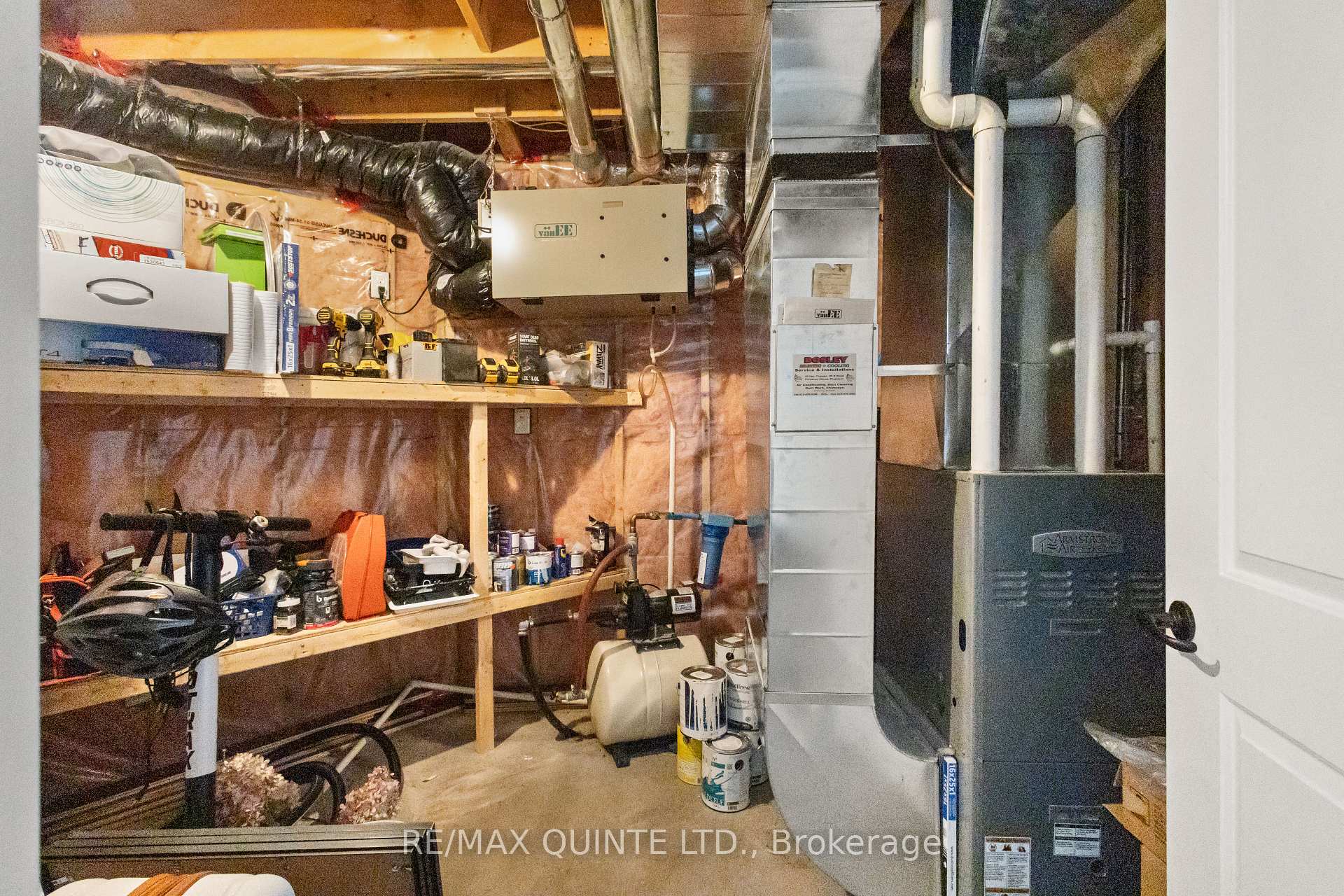 Photo 10 of 40 Charles Court, Tweed, Hungerford (Twp) — HOMEH