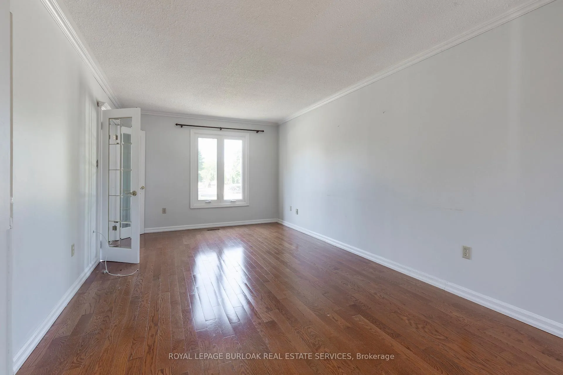 Photo 37 of 128 Brian Boulevard, Hamilton, Waterdown — HOMEH