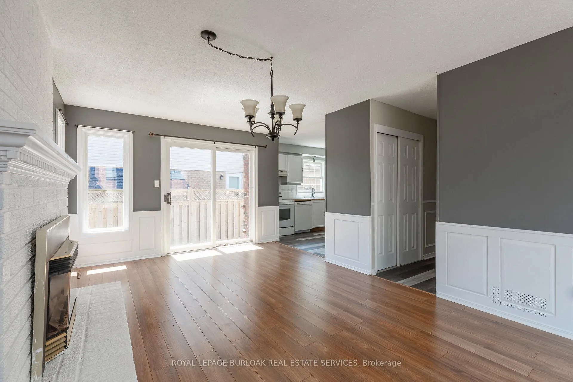 Photo 81 of 128 Brian Boulevard, Hamilton, Waterdown — HOMEH
