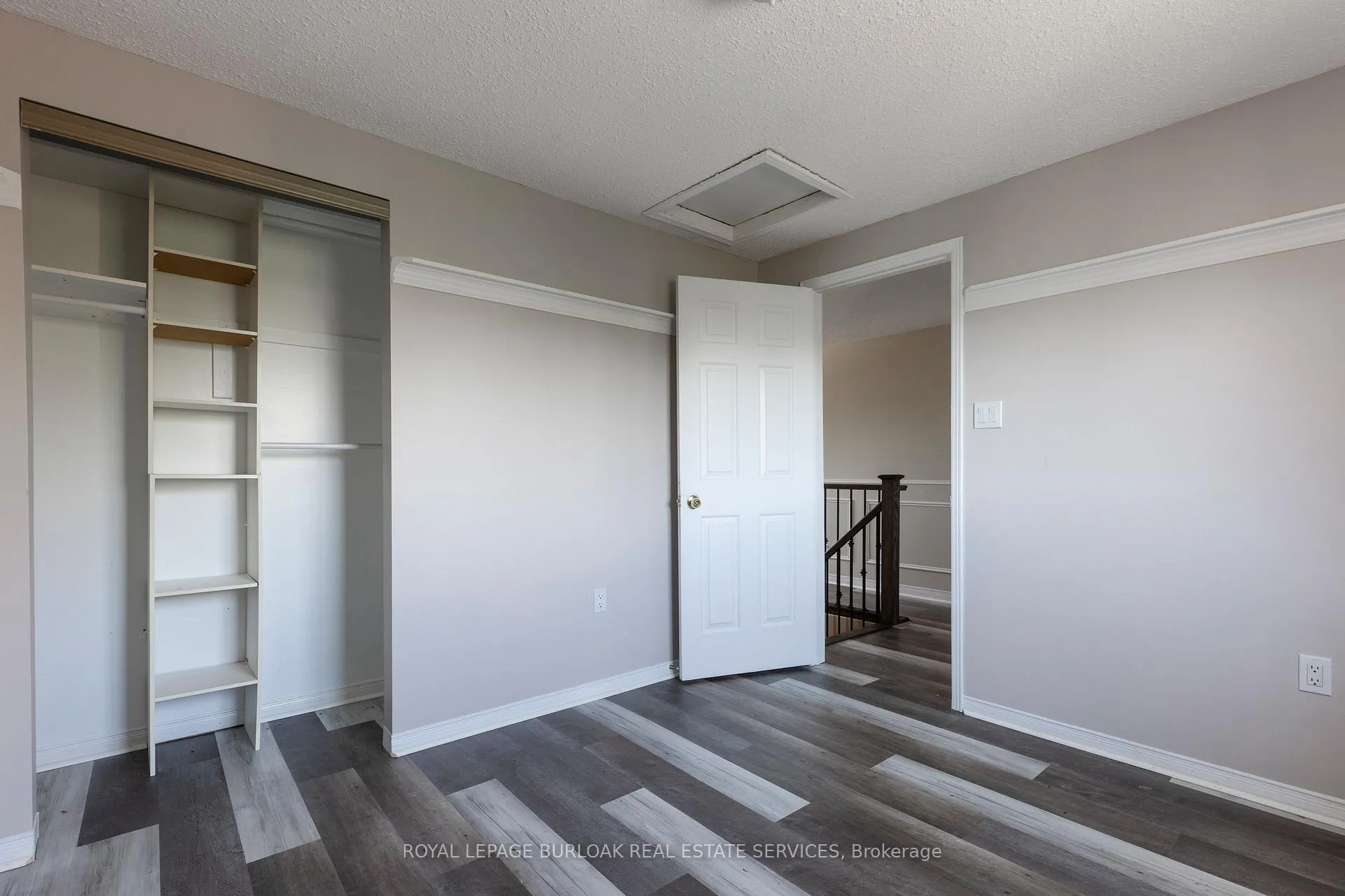 Photo 147 of 128 Brian Boulevard, Hamilton, Waterdown — HOMEH