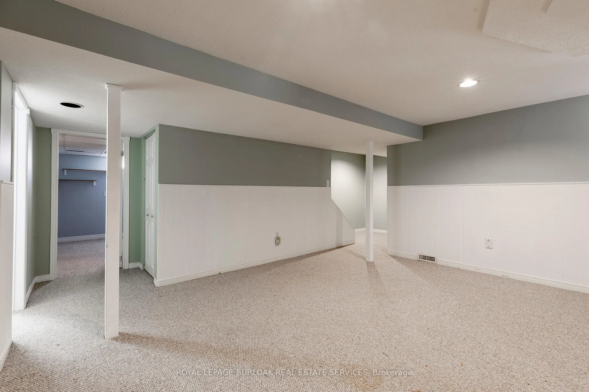 Photo 163 of 128 Brian Boulevard, Hamilton, Waterdown — HOMEH