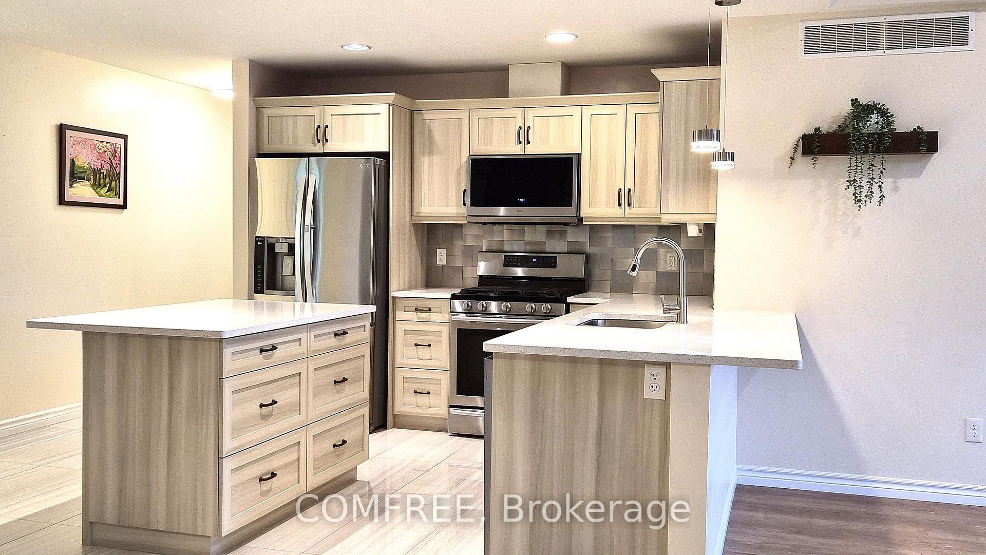 Photo 12 of 10219 Beverly Glen Street, Windsor — HOMEH