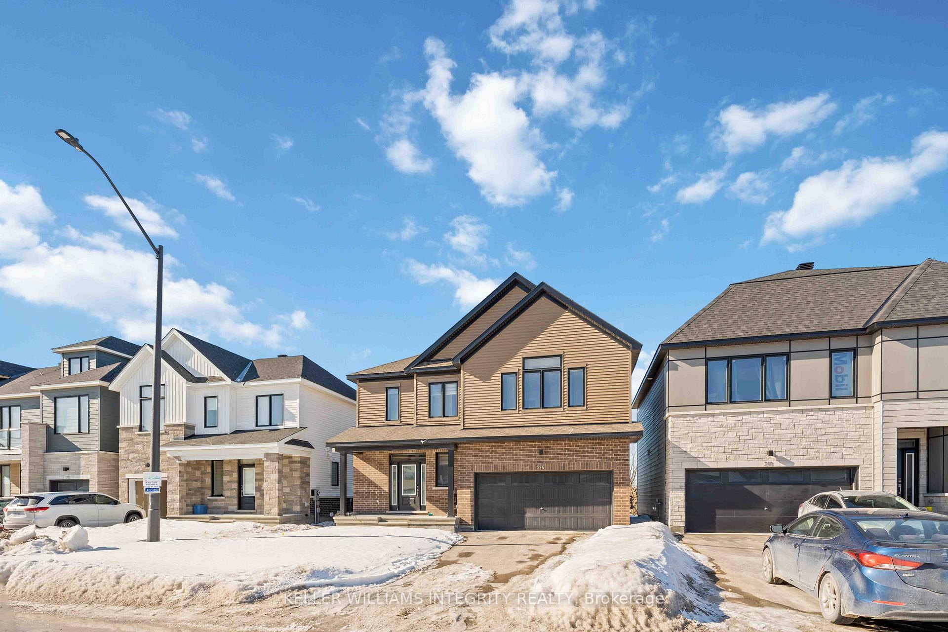 Photo 2 of 216 Conservancy Drive, Ottawa, Barrhaven - Heritage Park — HOMEH