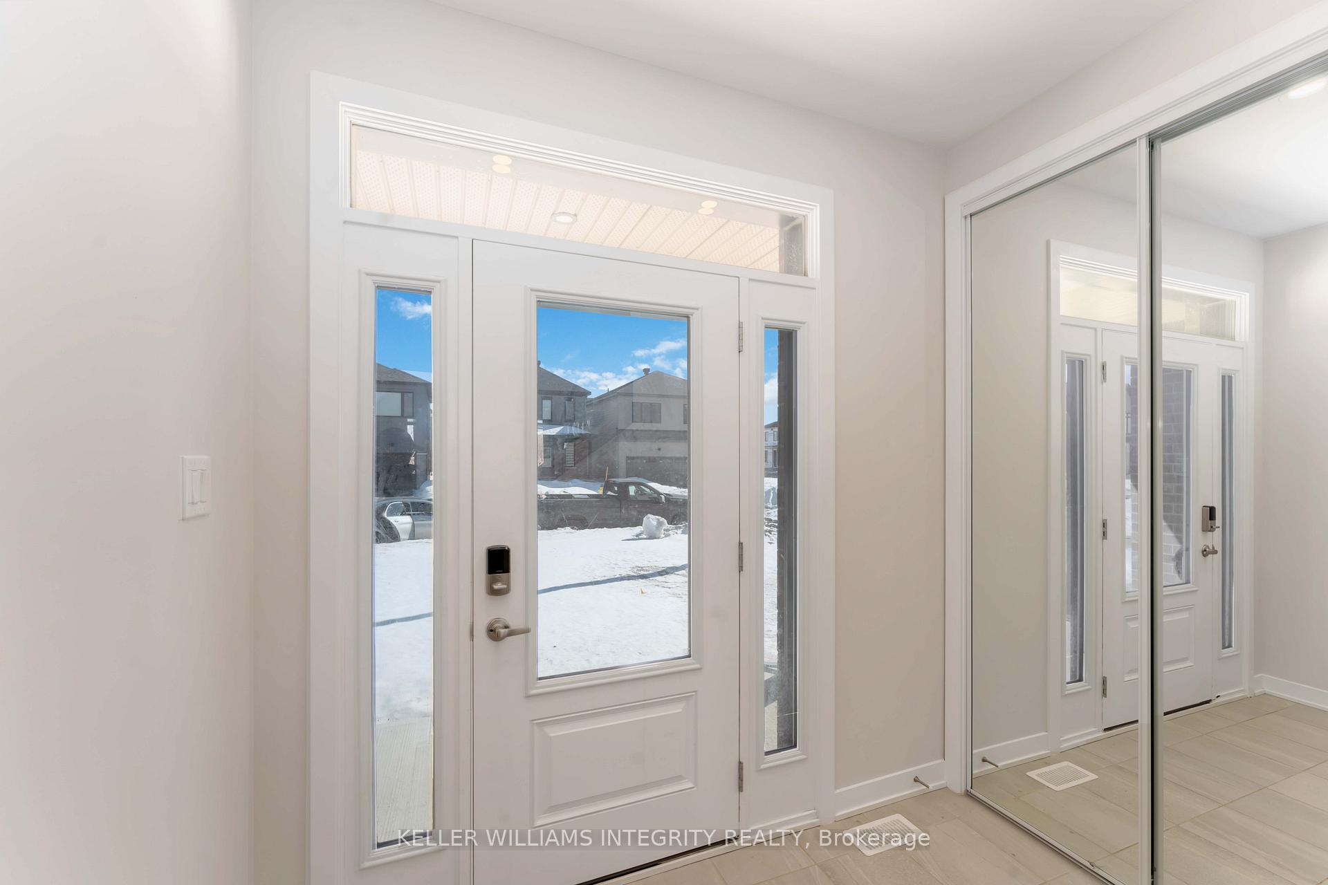 Photo 4 of 216 Conservancy Drive, Ottawa, Barrhaven - Heritage Park — HOMEH