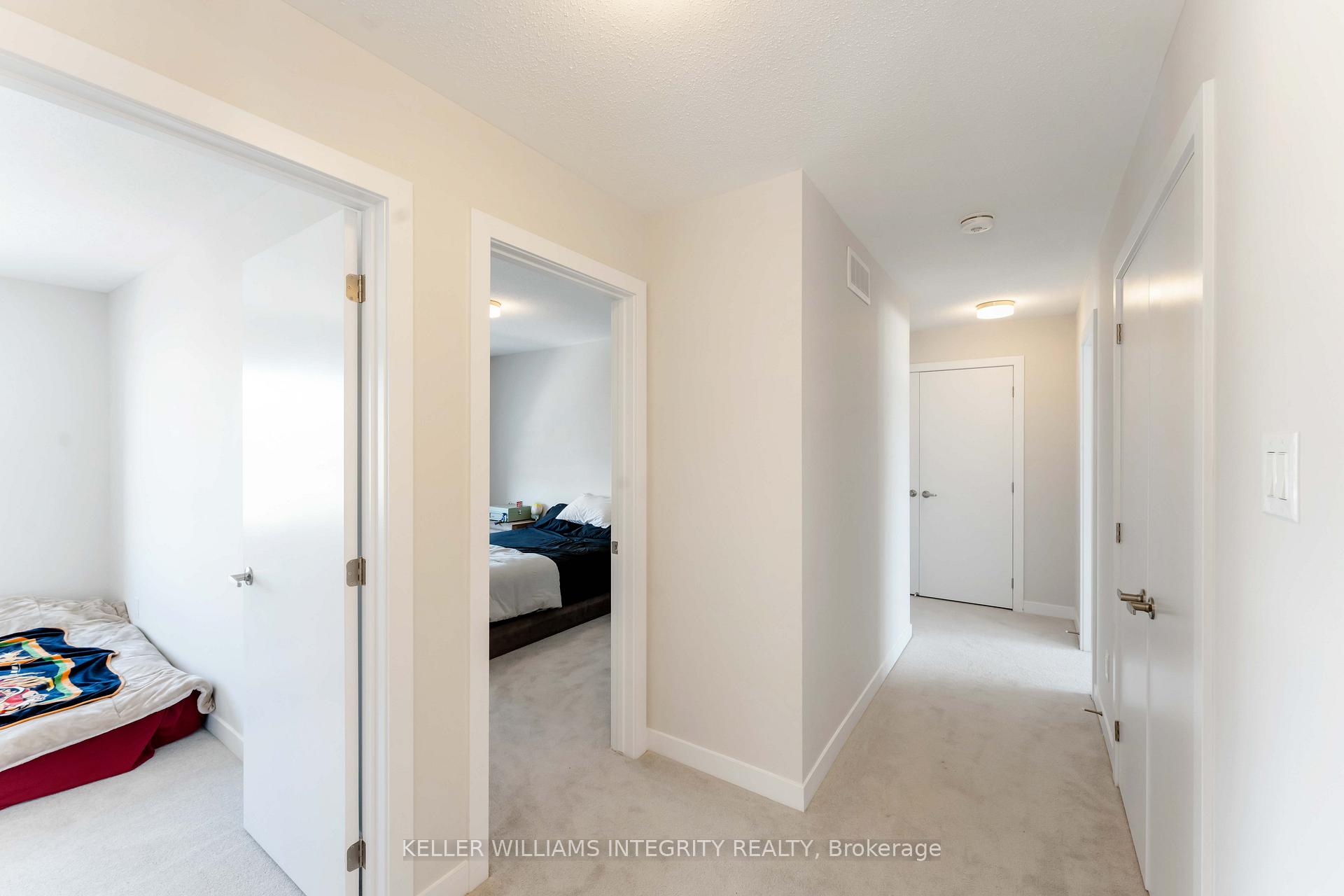 Photo 16 of 216 Conservancy Drive, Ottawa, Barrhaven - Heritage Park — HOMEH