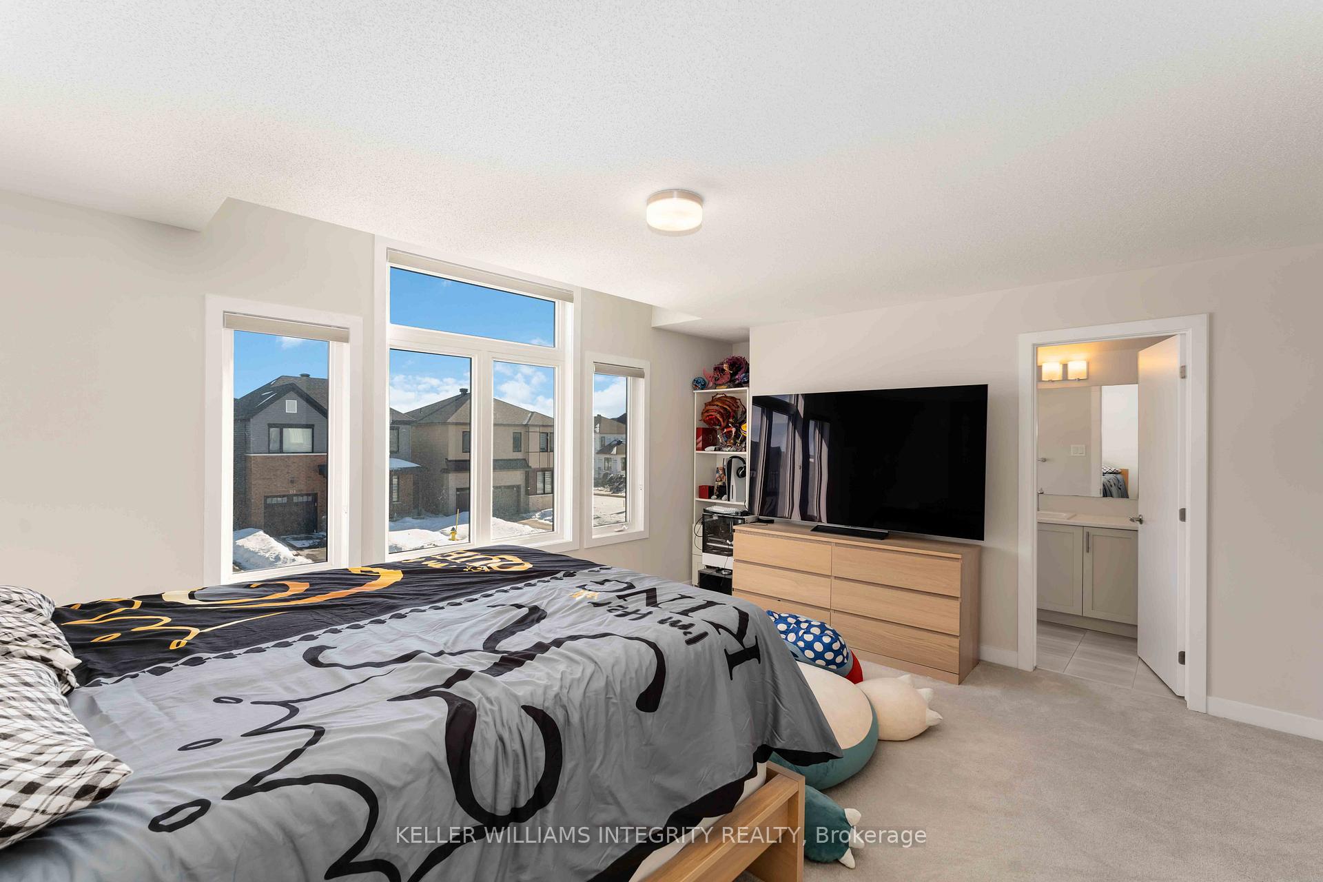 Photo 18 of 216 Conservancy Drive, Ottawa, Barrhaven - Heritage Park — HOMEH