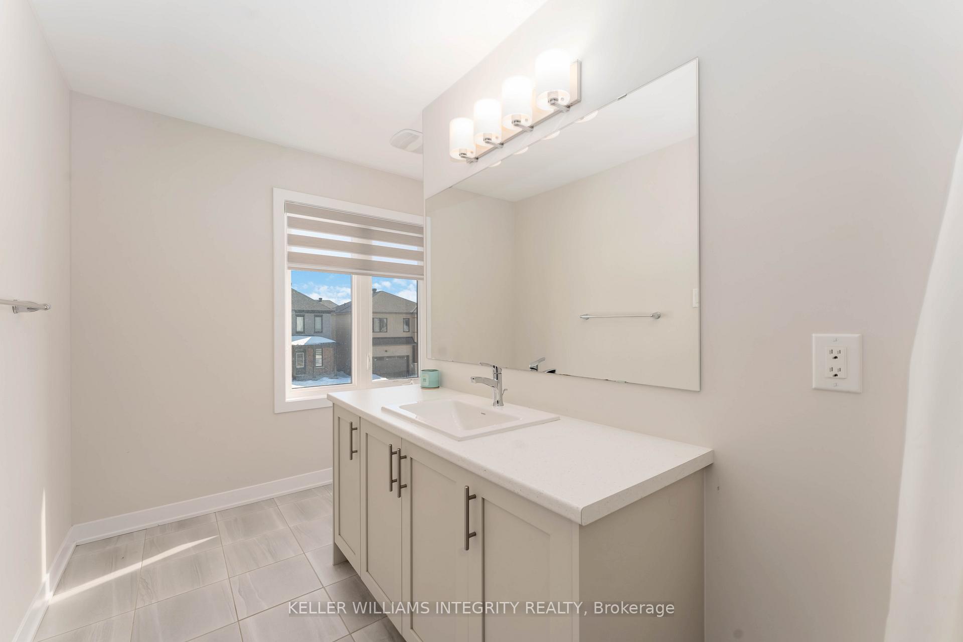 Photo 21 of 216 Conservancy Drive, Ottawa, Barrhaven - Heritage Park — HOMEH