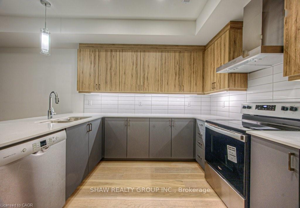 Photo 10 of Unit 8, 258 Hespeler Road, Cambridge, Galt City Centre — HOMEH
