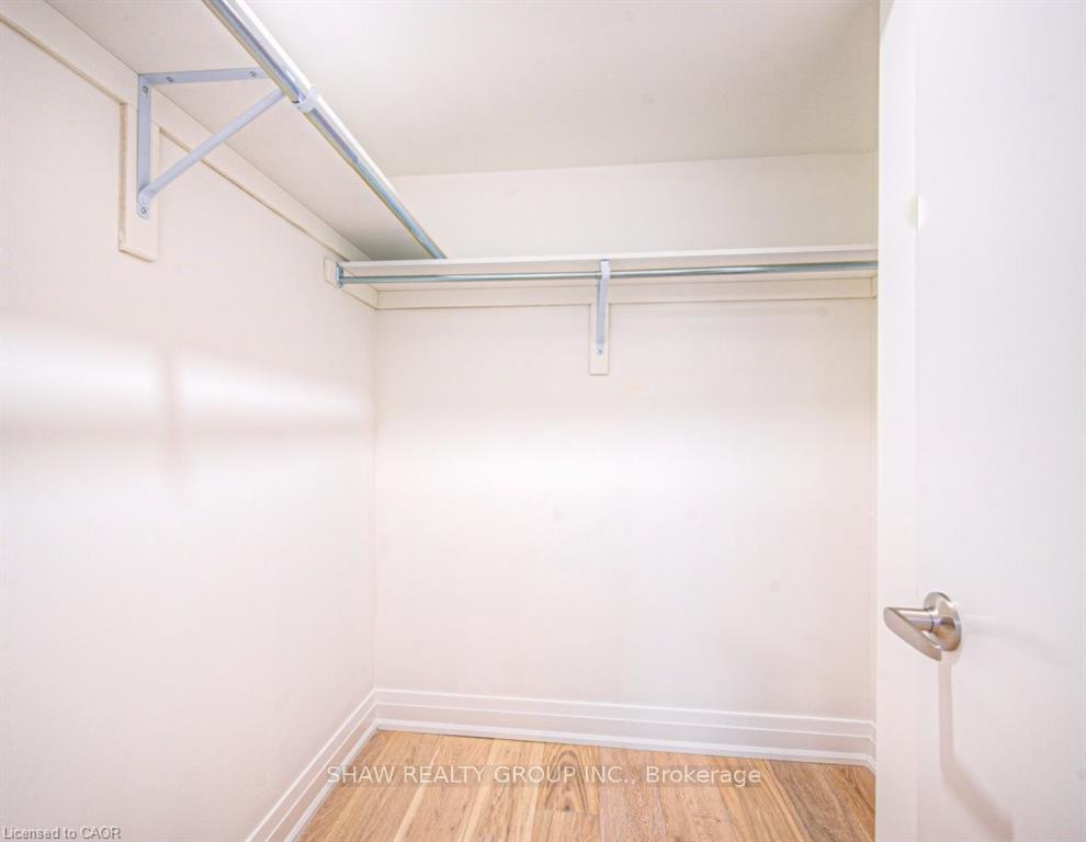 Photo 33 of Unit 8, 258 Hespeler Road, Cambridge, Galt City Centre — HOMEH