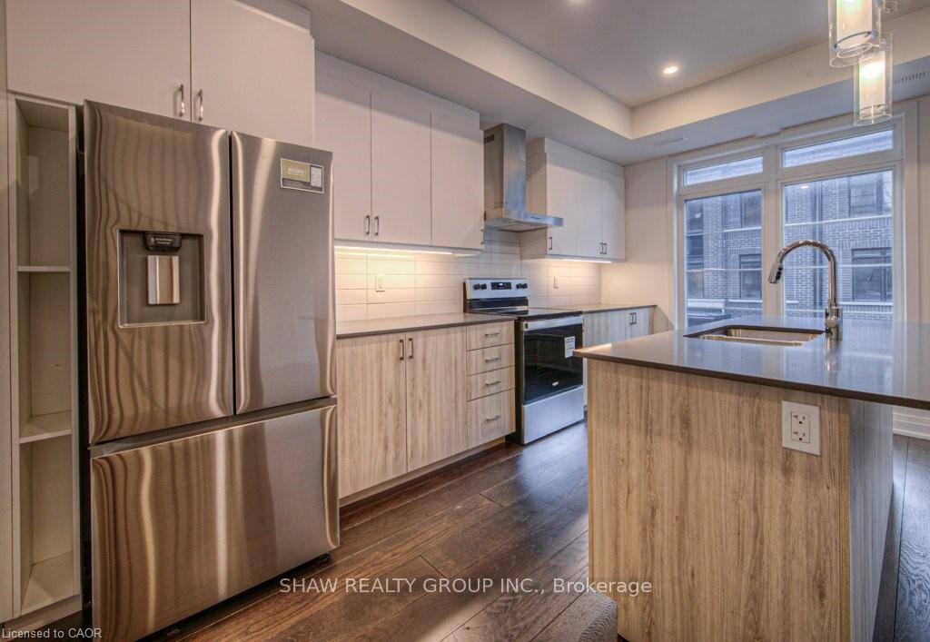 Photo 2 of Unit 34, 258 Hespeler Road, Cambridge, Galt City Centre — HOMEH