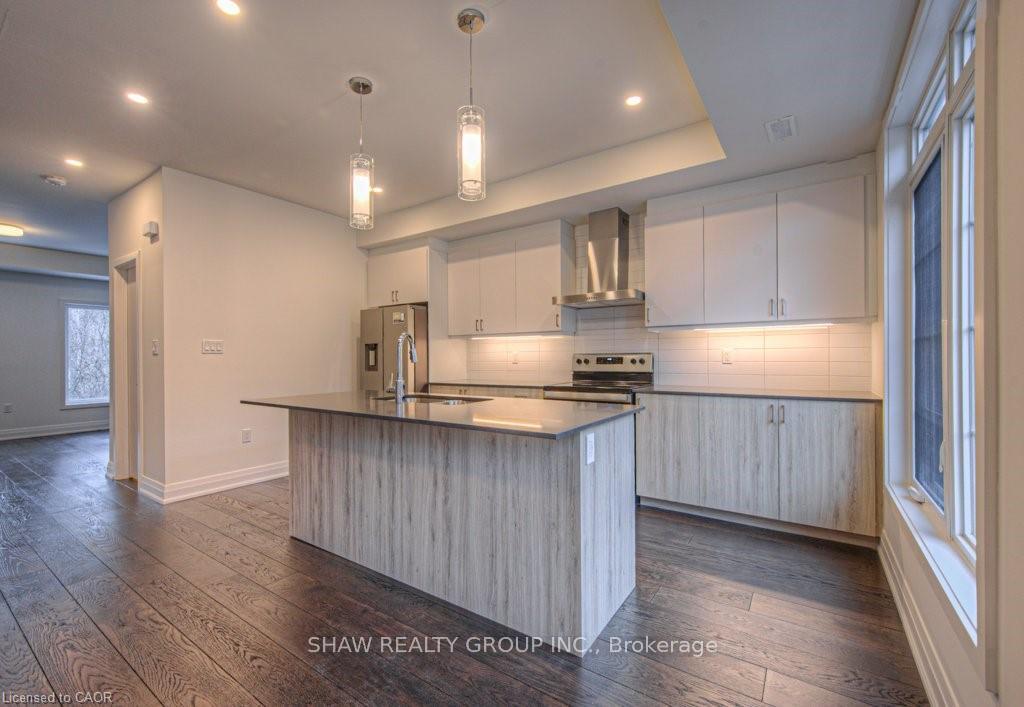 Photo 6 of Unit 34, 258 Hespeler Road, Cambridge, Galt City Centre — HOMEH