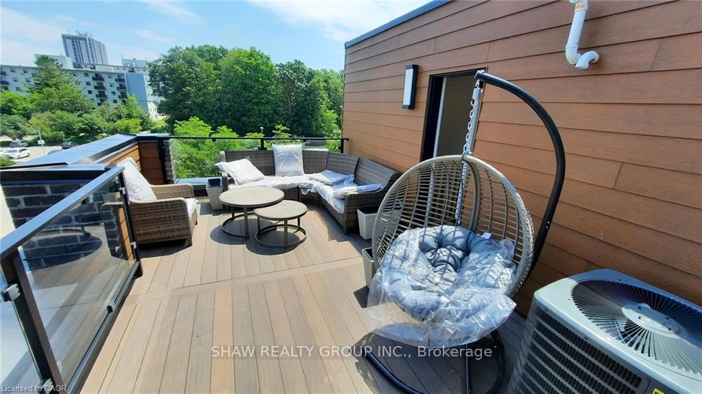 Photo 32 of Unit 34, 258 Hespeler Road, Cambridge, Galt City Centre — HOMEH