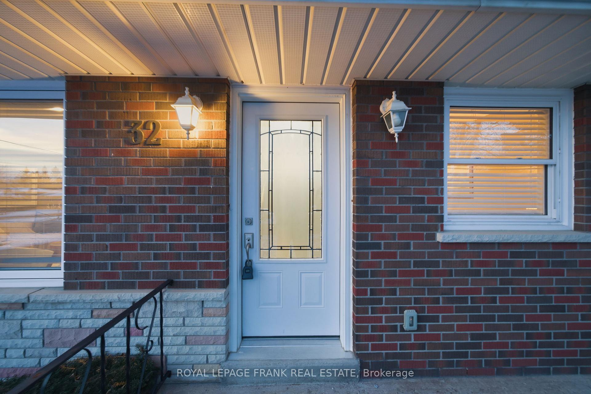 Photo 4 of 32 Jones Avenue, Clarington, Rural Clarington — HOMEH