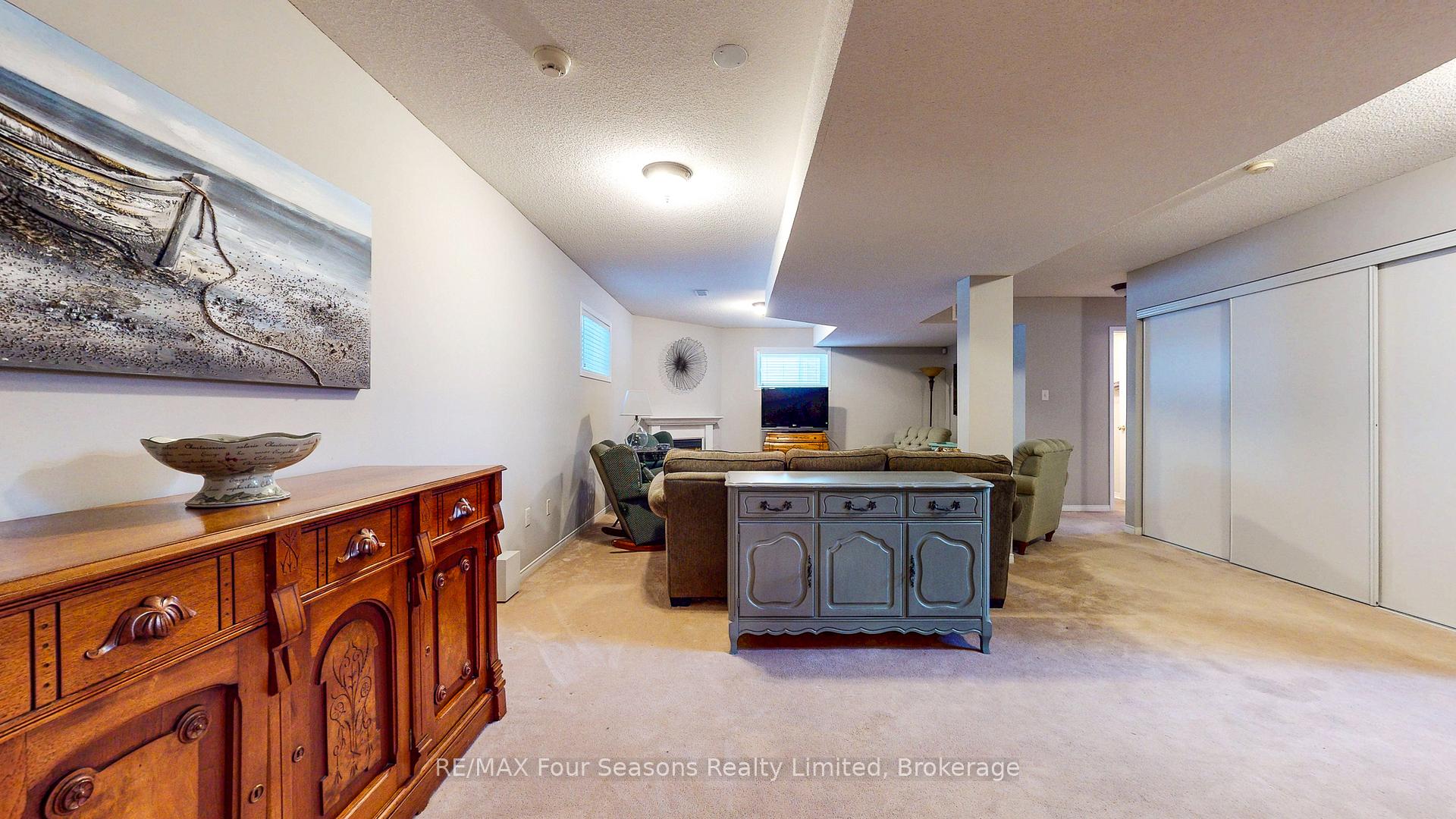Photo 33 of 25 Silversands Crescent, Wasaga Beach — HOMEH