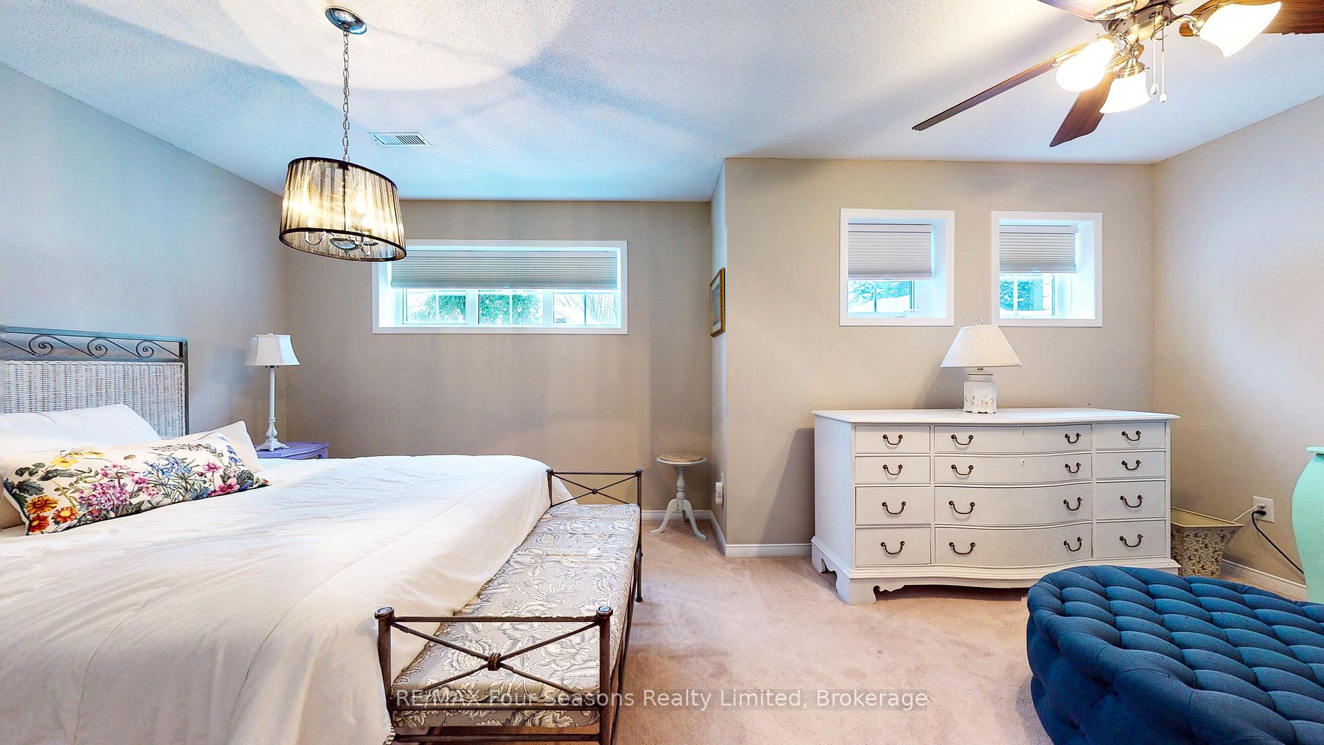 Photo 37 of 25 Silversands Crescent, Wasaga Beach — HOMEH