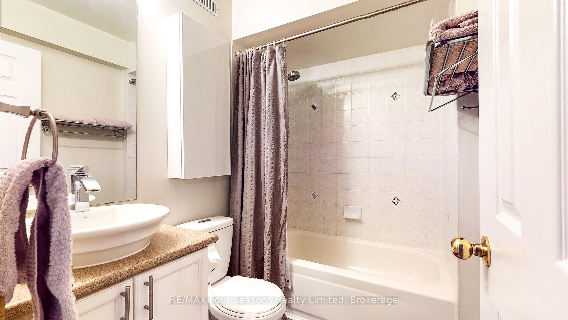 Photo 39 of 25 Silversands Crescent, Wasaga Beach — HOMEH