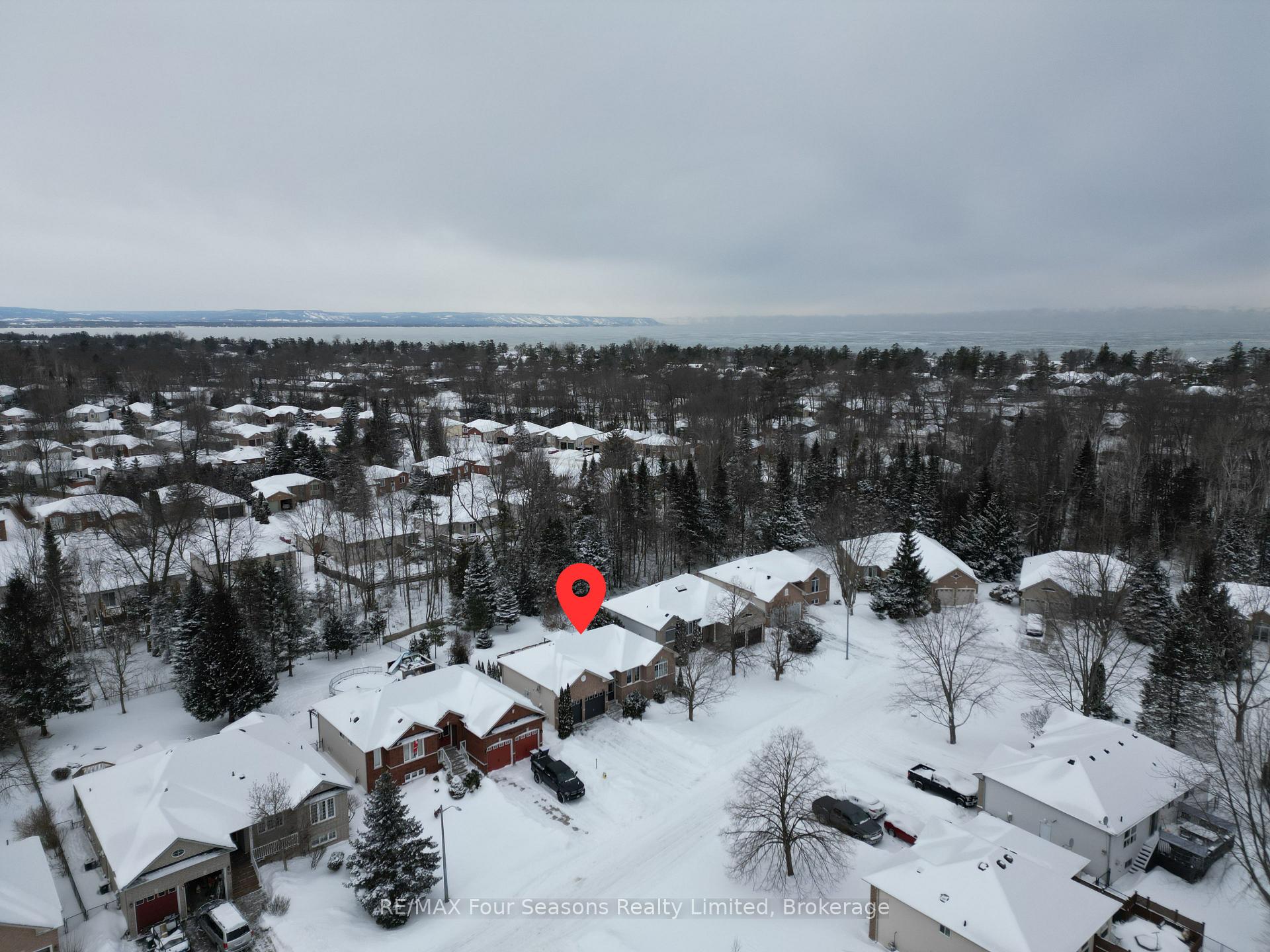 Photo 49 of 25 Silversands Crescent, Wasaga Beach — HOMEH