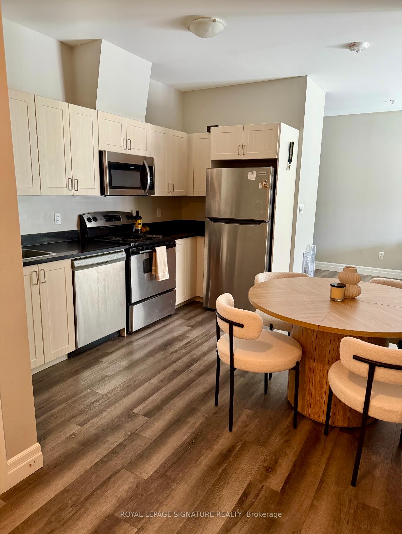 Photo 5 of Unit 218, 501 Frontenac Street, Kingston, East of Sir John A. Blvd — HOMEH