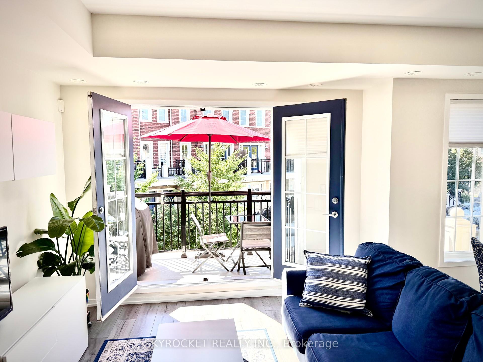 Photo 13 of Unit B18, 26 Bruce Street, Vaughan, East Woodbridge — HOMEH