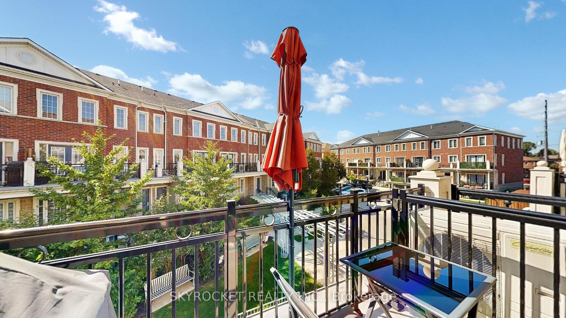 Photo 15 of Unit B18, 26 Bruce Street, Vaughan, East Woodbridge — HOMEH