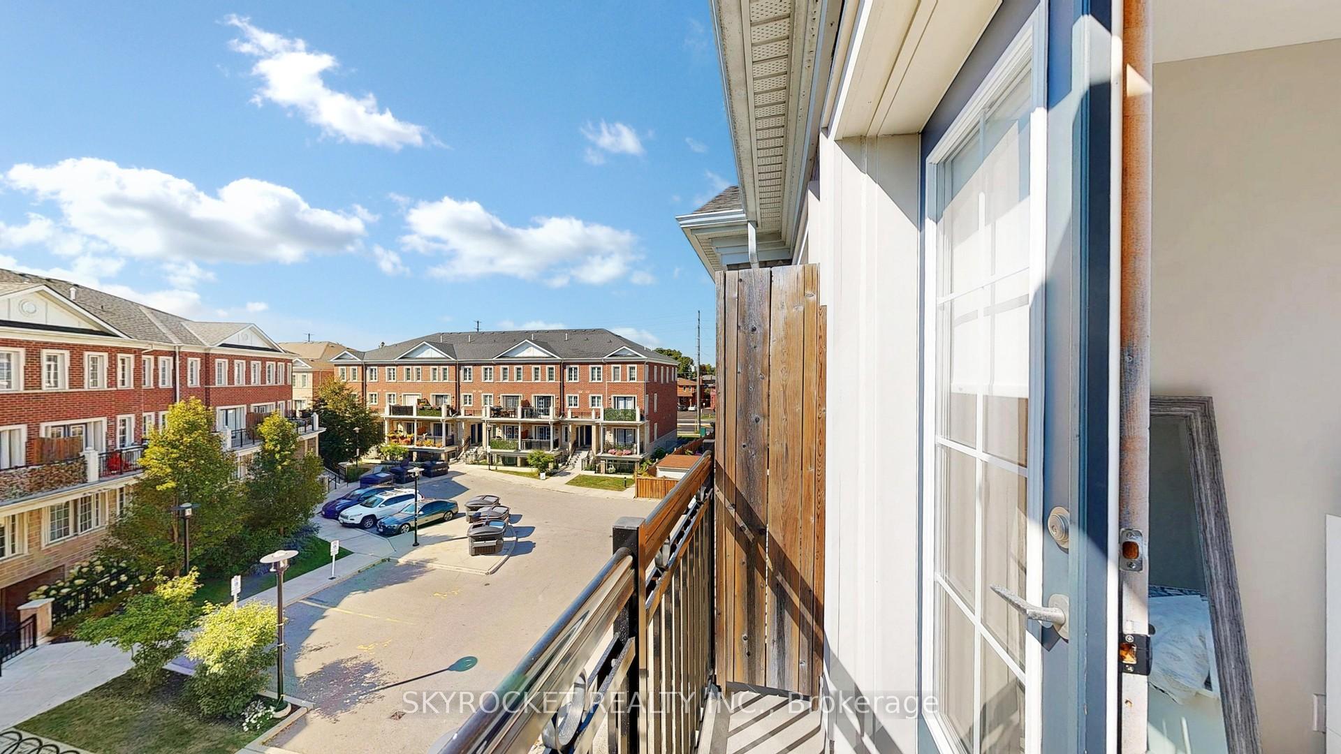 Photo 24 of Unit B18, 26 Bruce Street, Vaughan, East Woodbridge — HOMEH