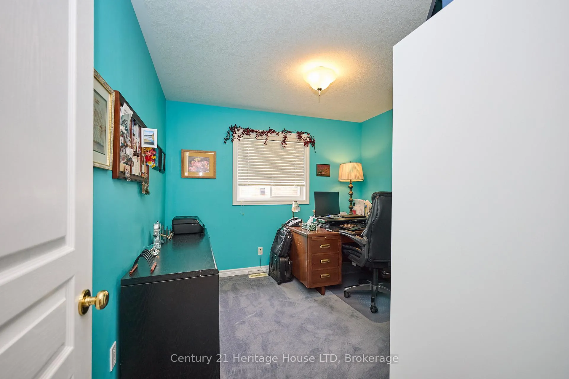 Photo 16 of 222 Dorchester Drive, Grimsby, Grimsby East — HOMEH