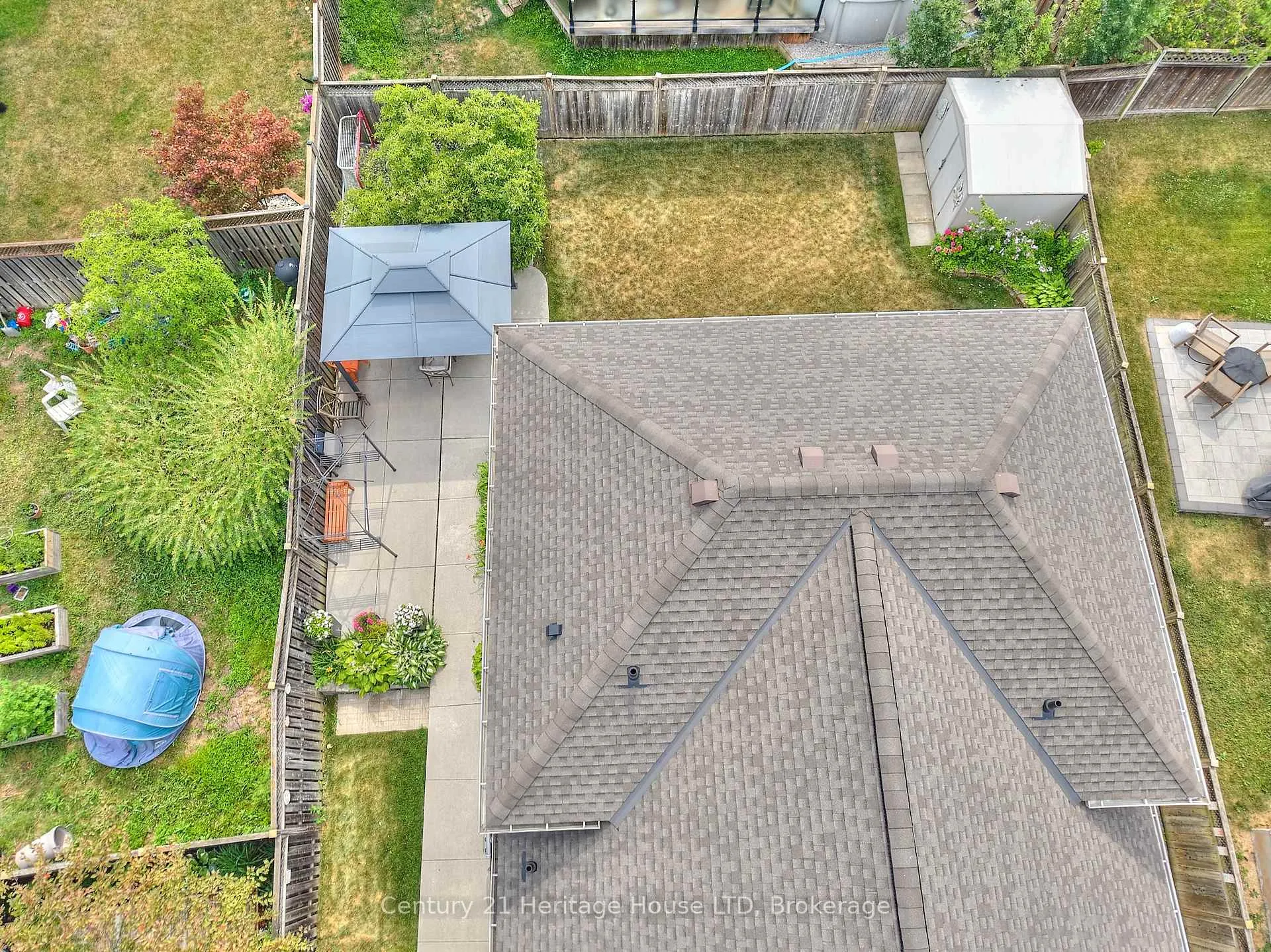 Photo 31 of 222 Dorchester Drive, Grimsby, Grimsby East — HOMEH