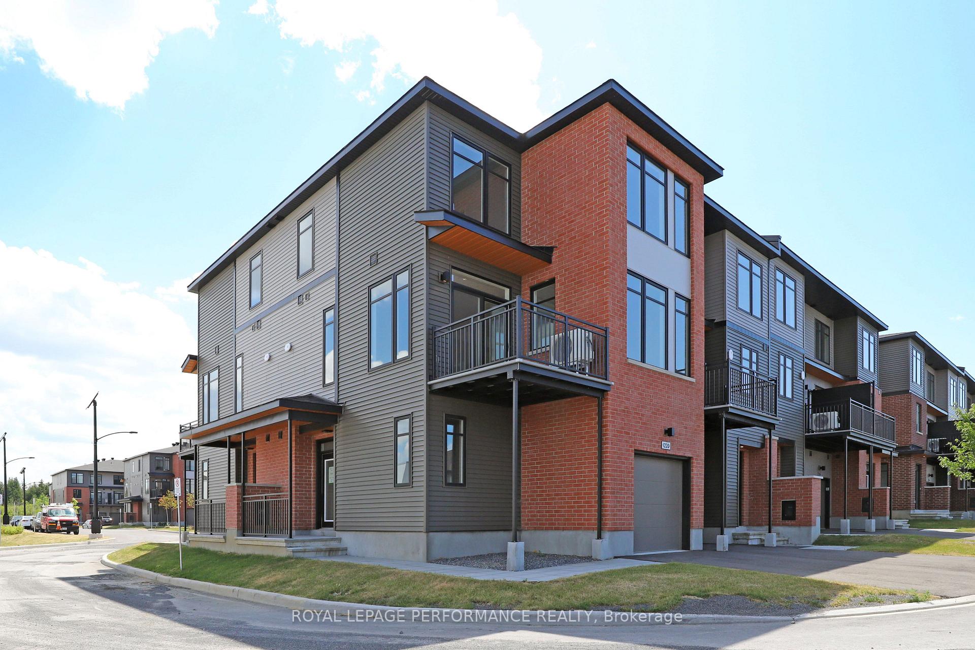 Front of 1220 Flycatcher Private