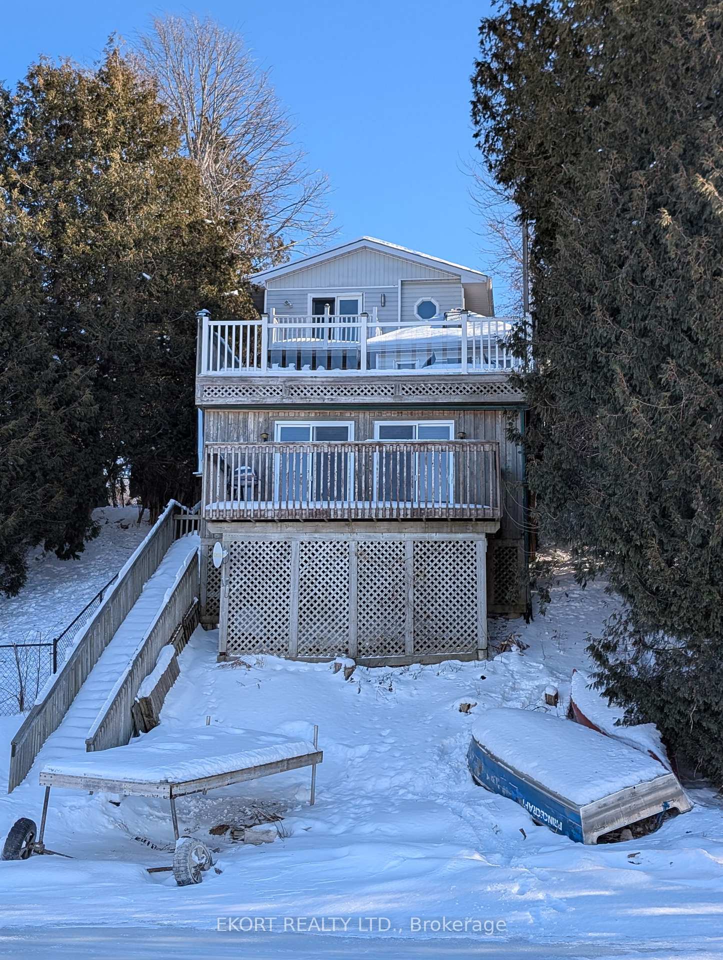 Front of Unit 460, 5427 Young Street