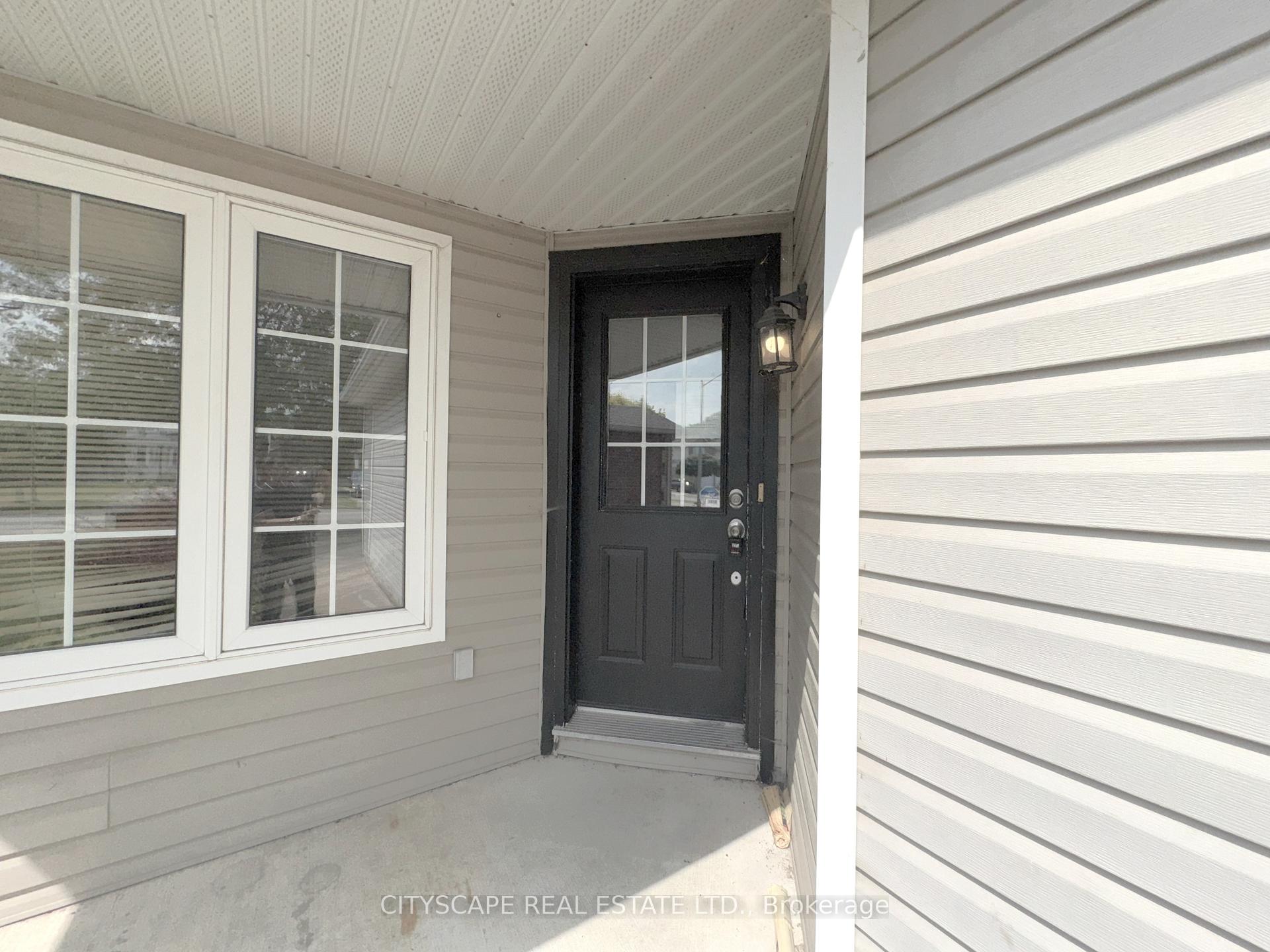 Photo 4 of 55 Langlaw Drive, Cambridge — HOMEH