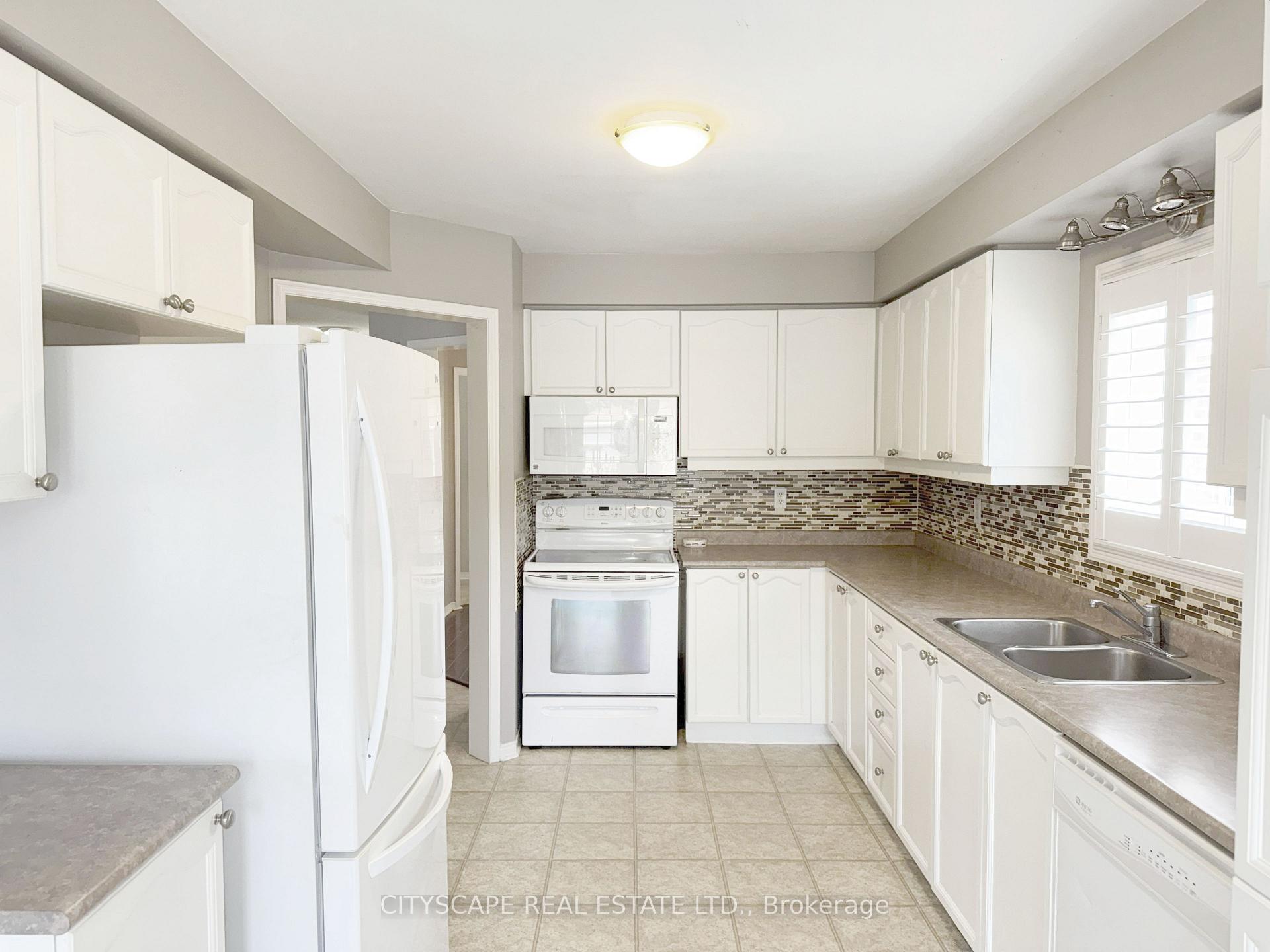 Photo 10 of 55 Langlaw Drive, Cambridge — HOMEH